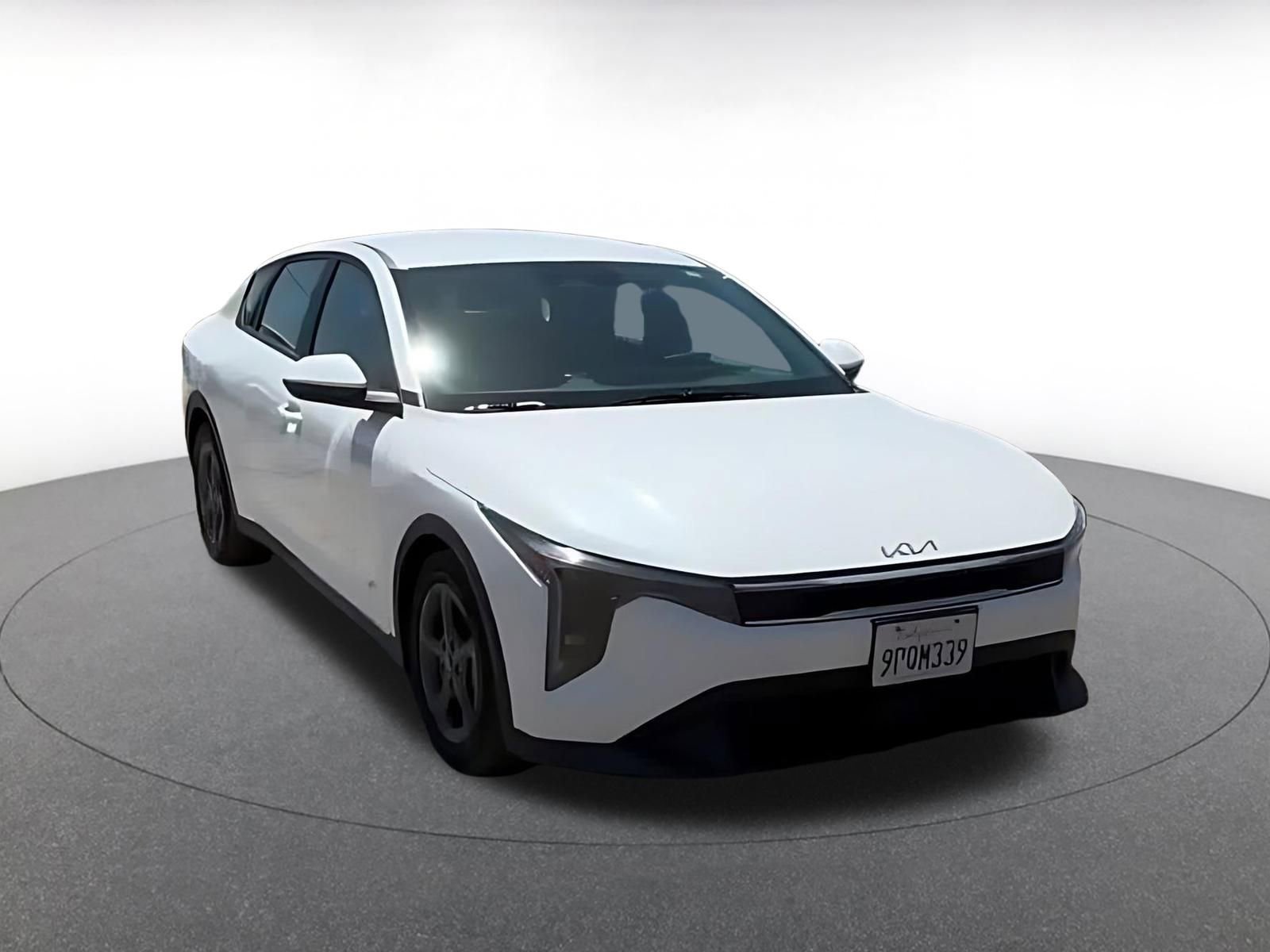 Thumbnail: 2025 Kia K4 - 3