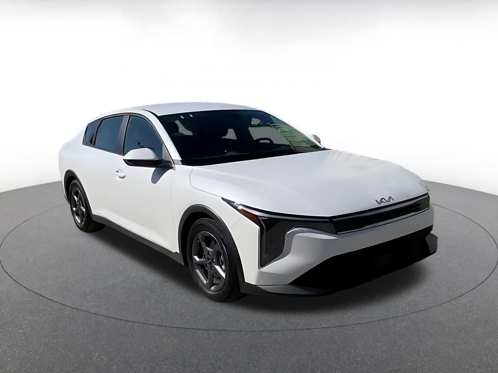 Thumbnail: 2025 Kia K4 - 3