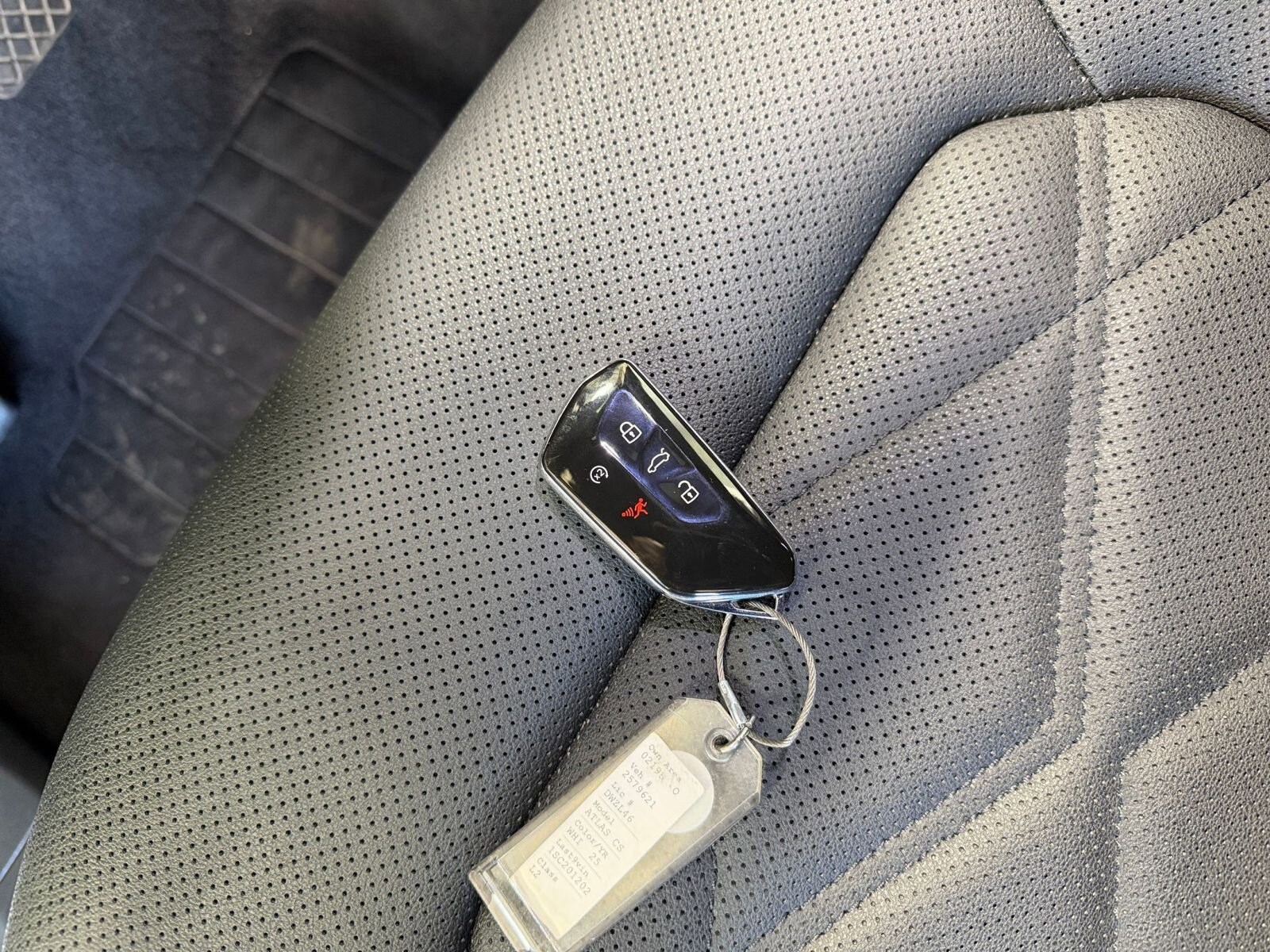 Thumbnail: 2025 Volkswagen Atlas - 22