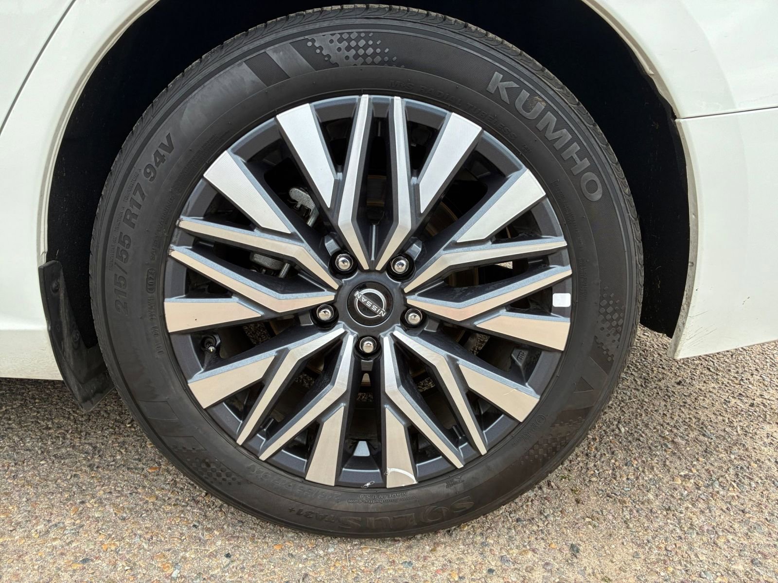 Thumbnail: 2025 Nissan Altima - 30