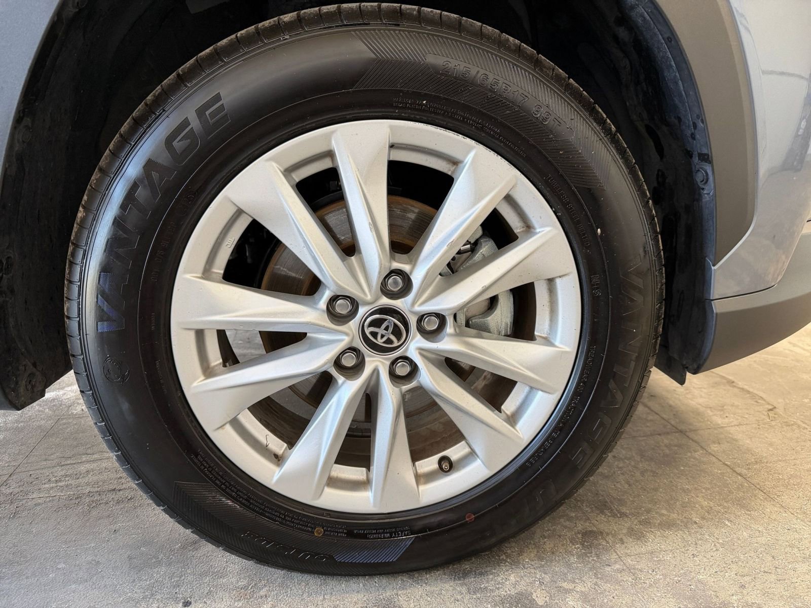 Thumbnail: 2025 Toyota Corolla Cross - 29