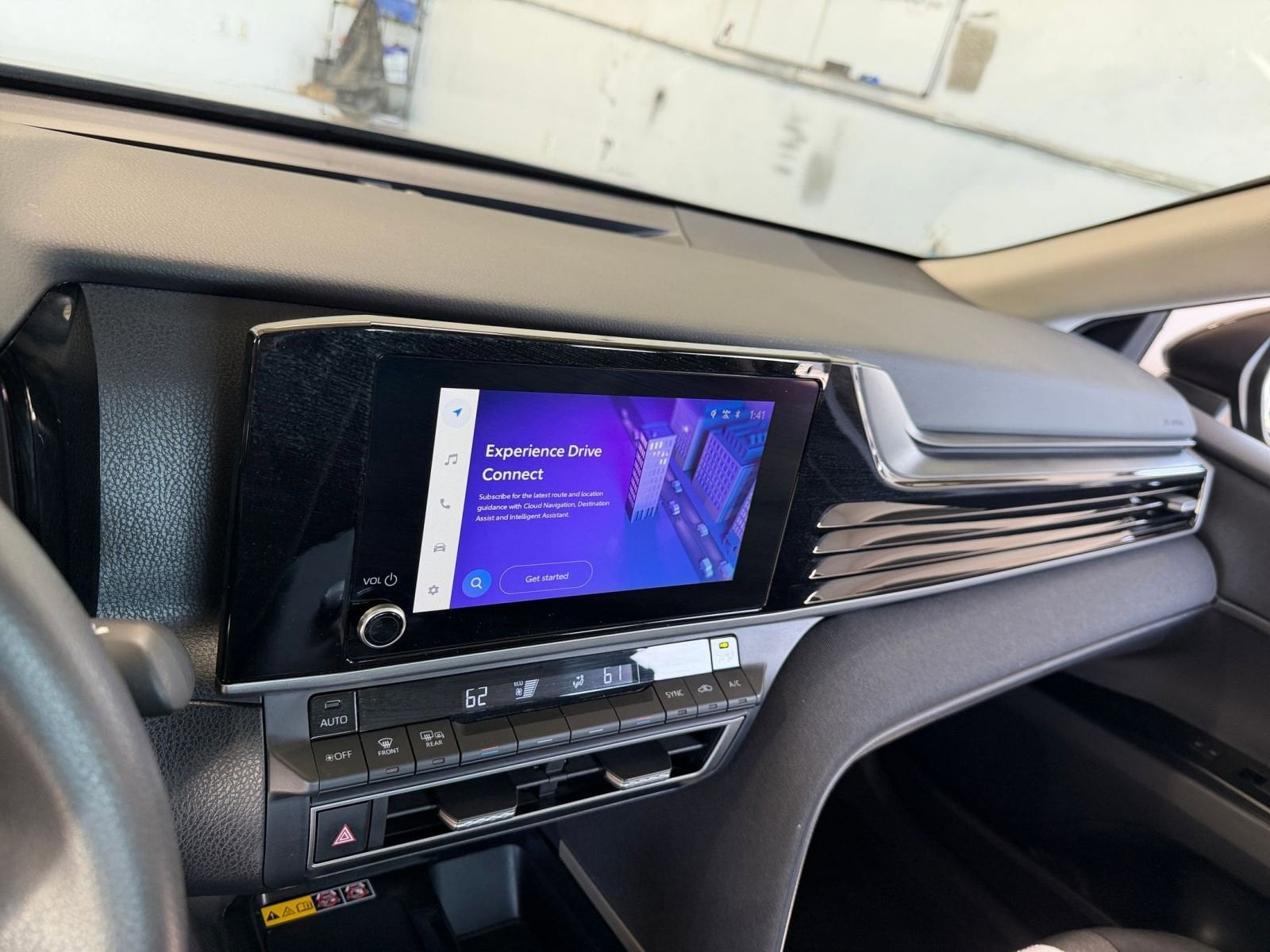 Thumbnail: 2025 Toyota Camry - 21