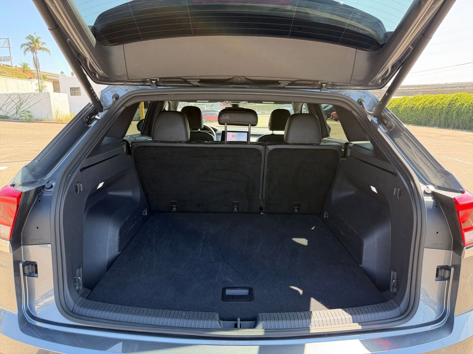 Thumbnail: 2025 Volkswagen Atlas - 31