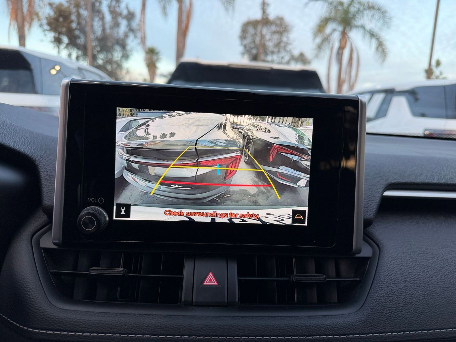 Thumbnail: 2025 Toyota RAV4 - 17