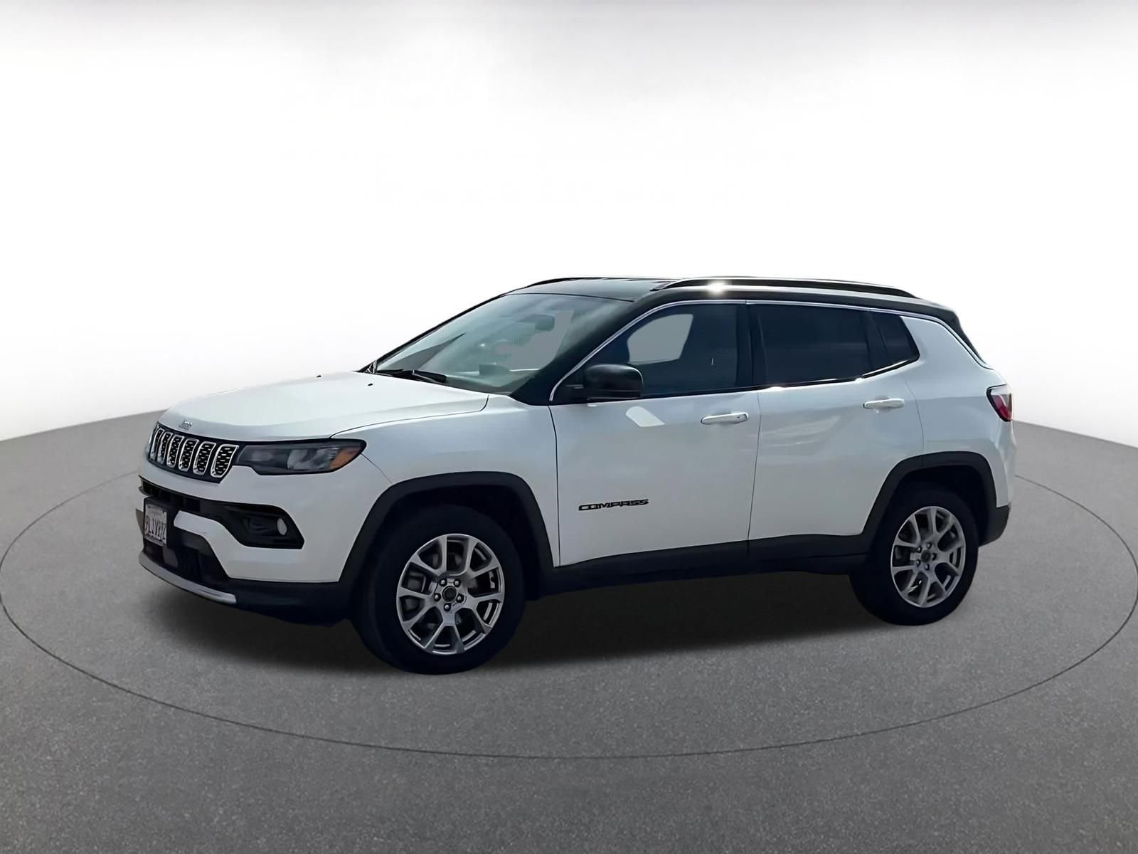 Thumbnail: 2025 Jeep Compass - 8