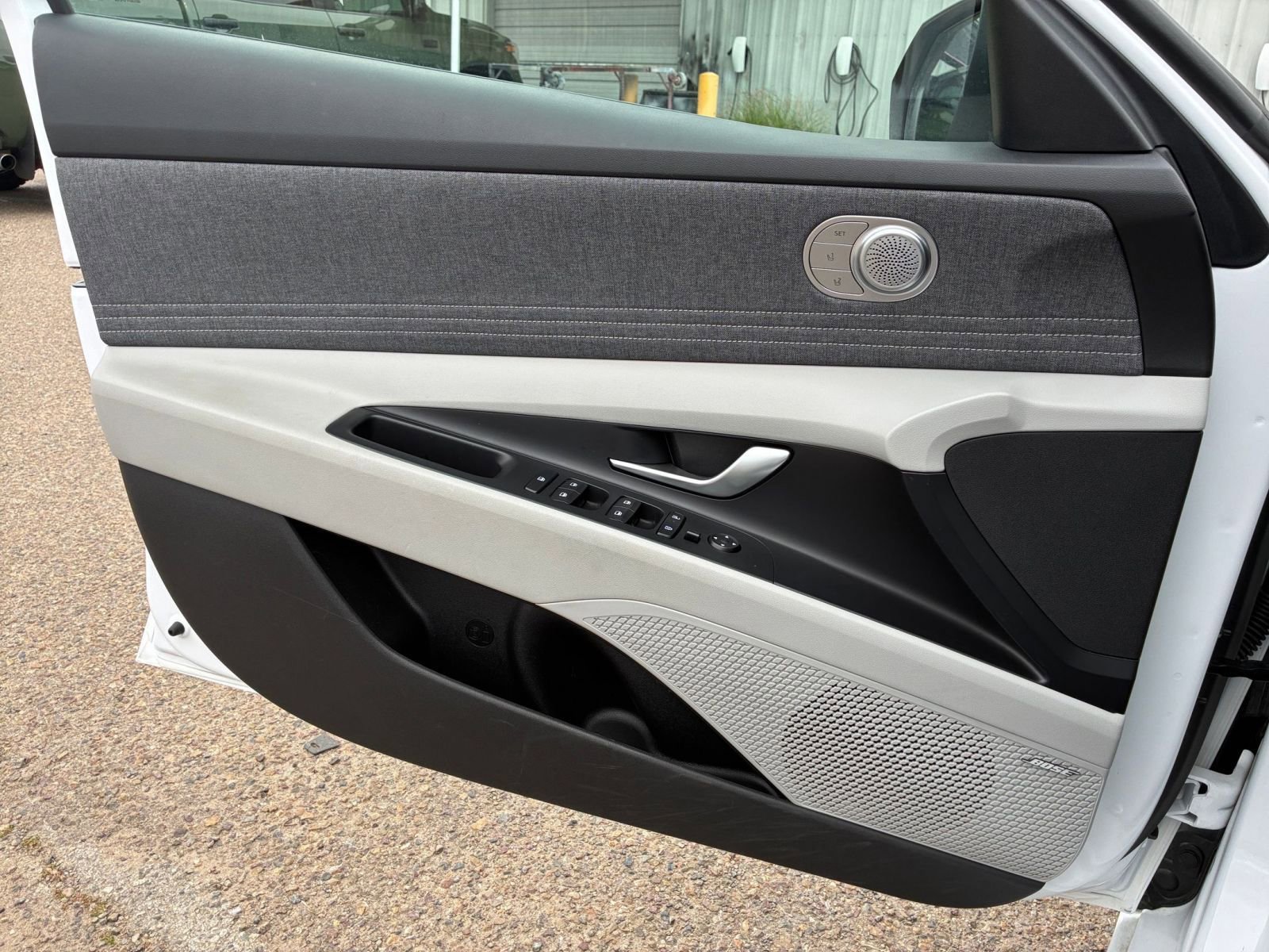 Thumbnail: 2025 Hyundai Elantra - 18