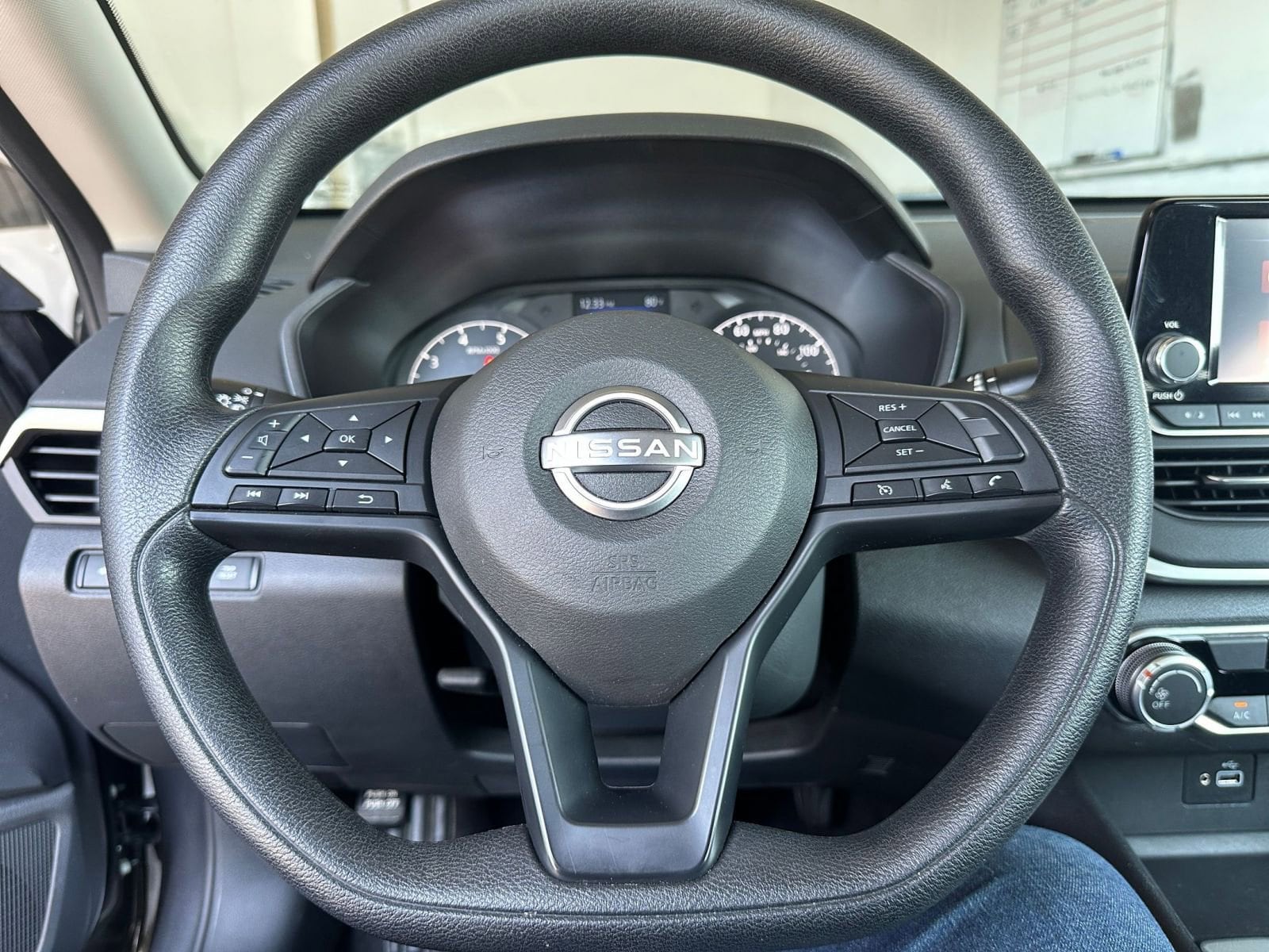 Thumbnail: 2024 Nissan Altima - 25