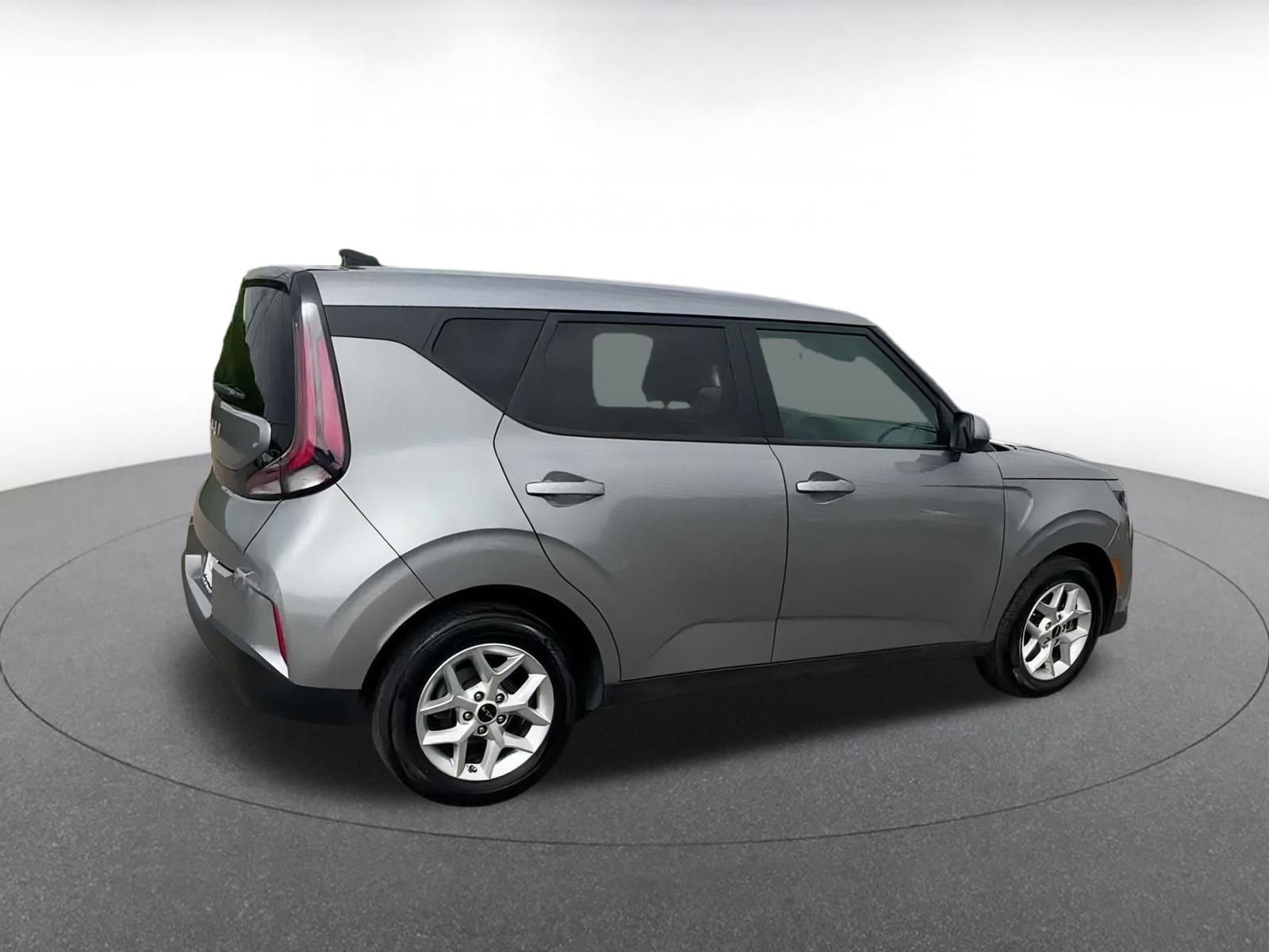 Thumbnail: 2023 Kia Soul - 15