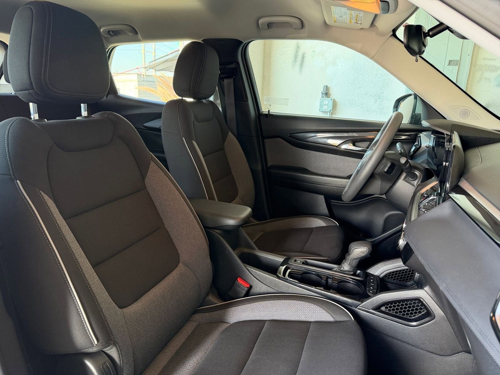 Thumbnail: 2025 Chevrolet TrailBlazer - 34