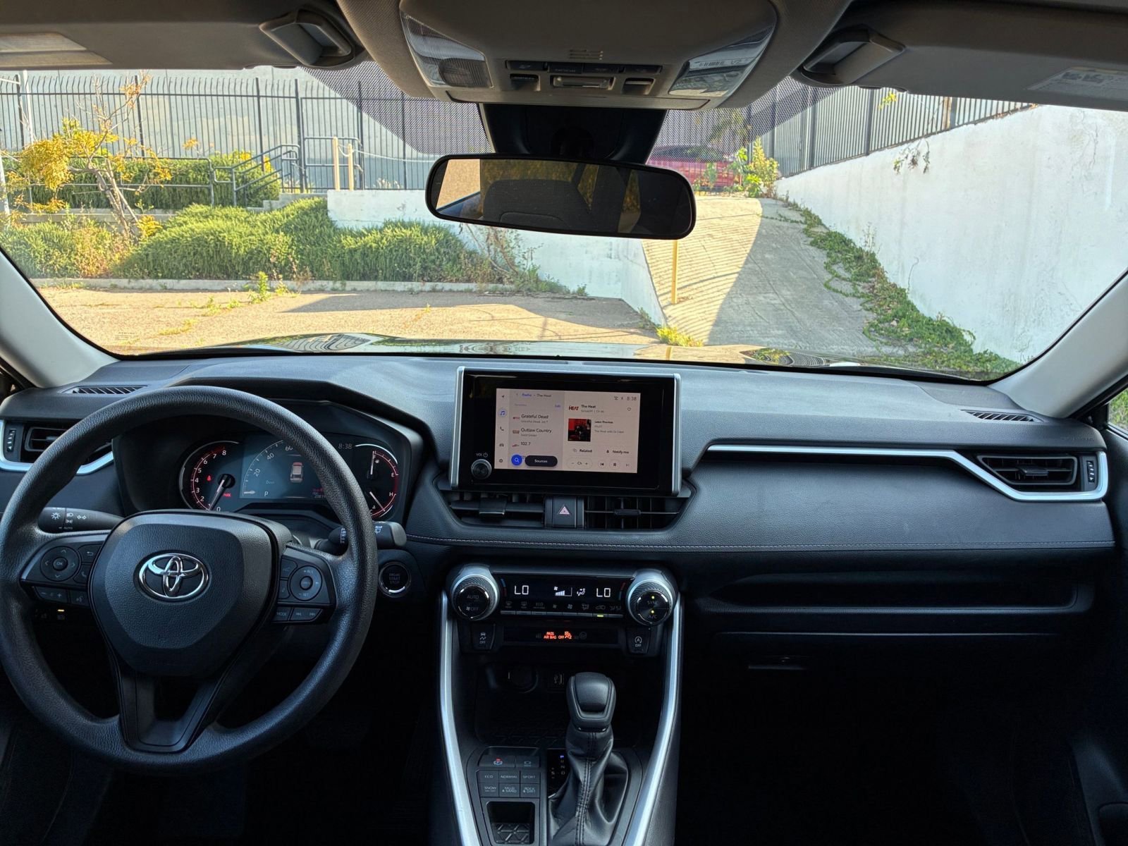 Thumbnail: 2025 Toyota RAV4 - 35