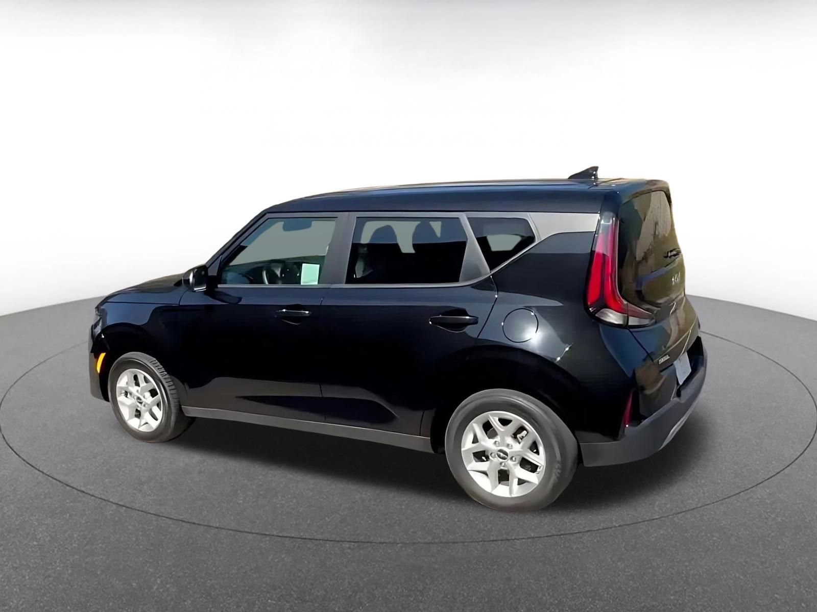 Thumbnail: 2025 Kia Soul - 10