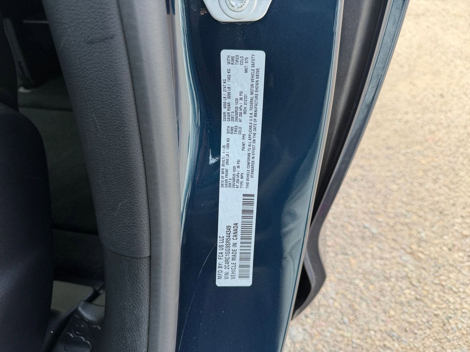 Thumbnail: 2025 Chrysler Pacifica - 34