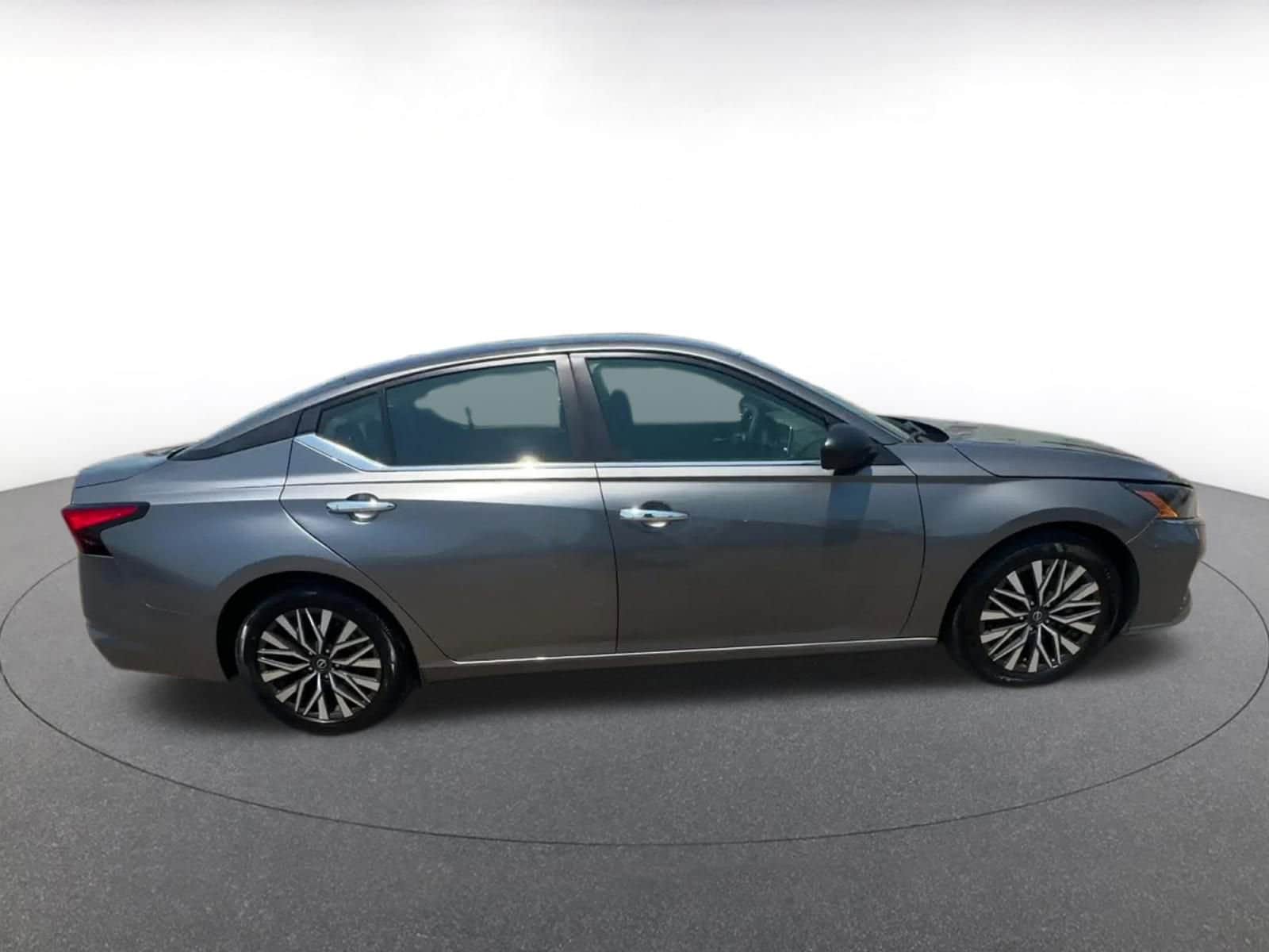 Thumbnail: 2024 Nissan Altima - 16