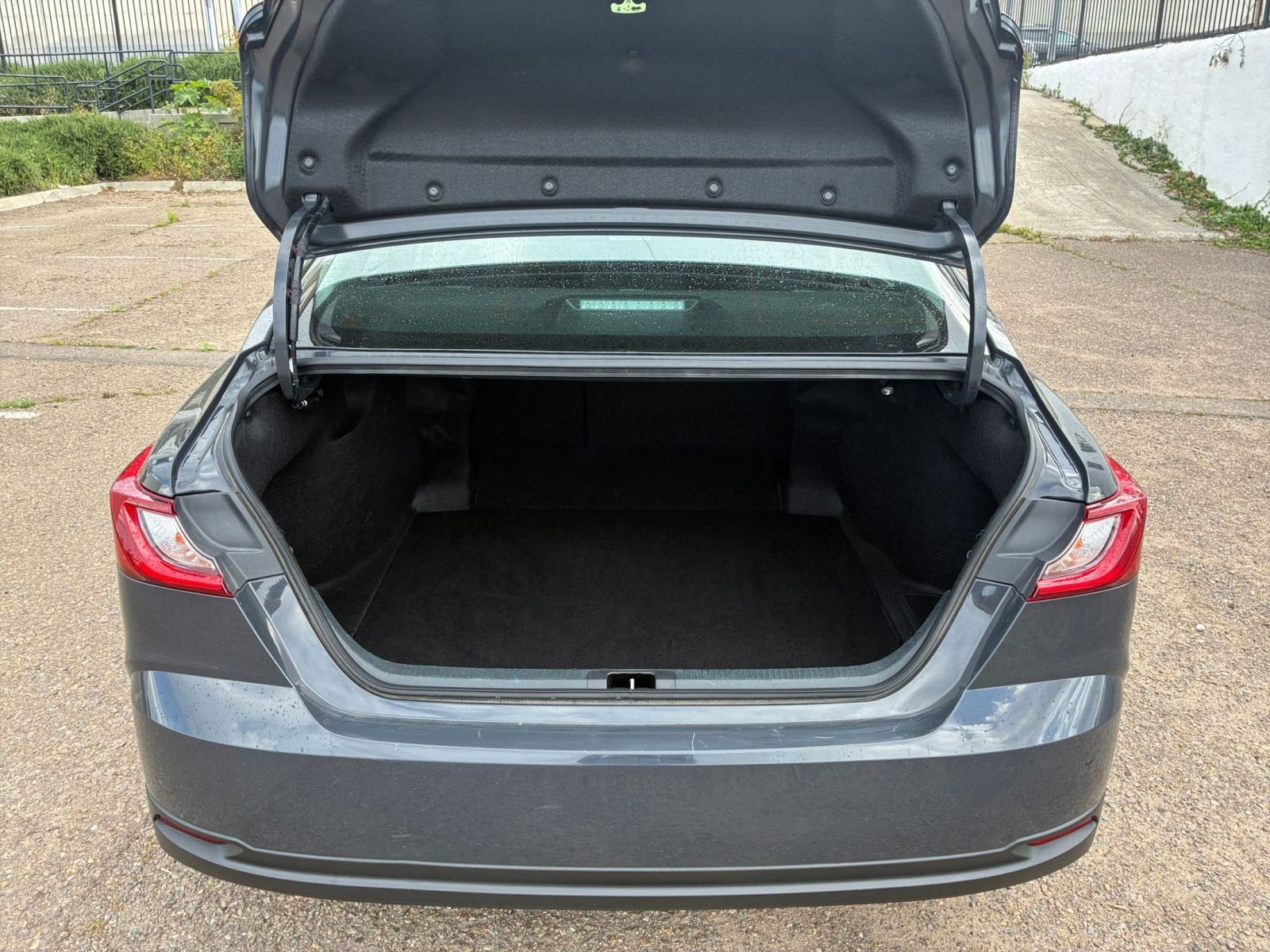 Thumbnail: 2025 Toyota Camry - 30