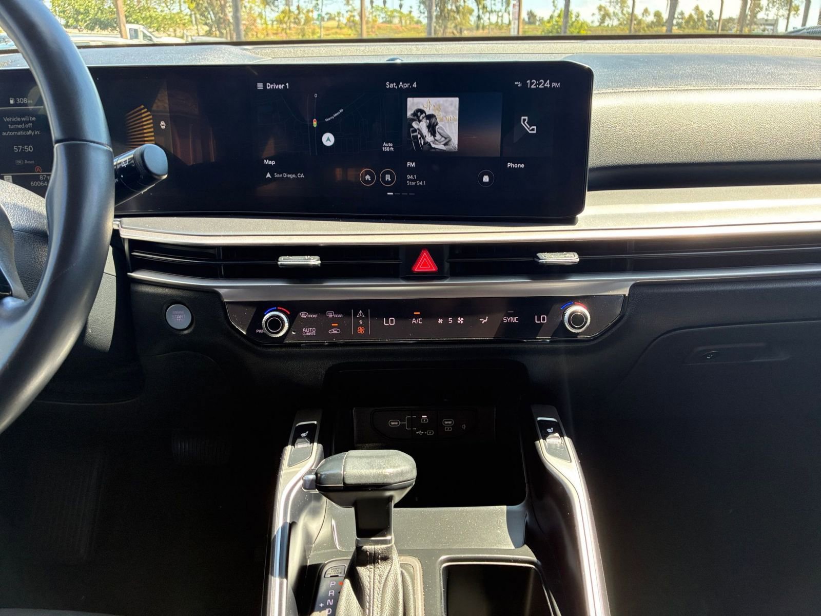 Thumbnail: 2024 Kia Sorento - 17