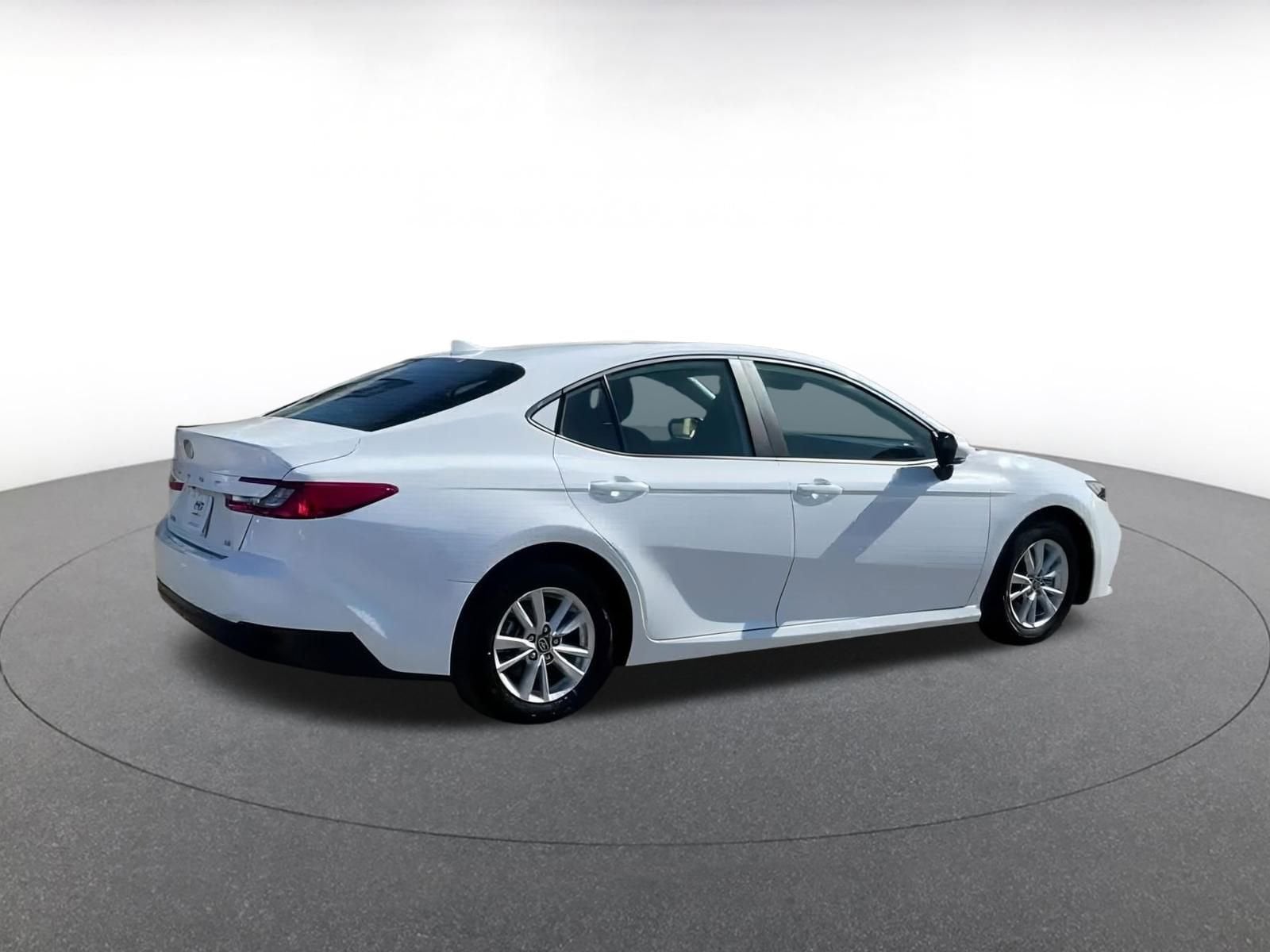 Thumbnail: 2025 Toyota Camry - 15