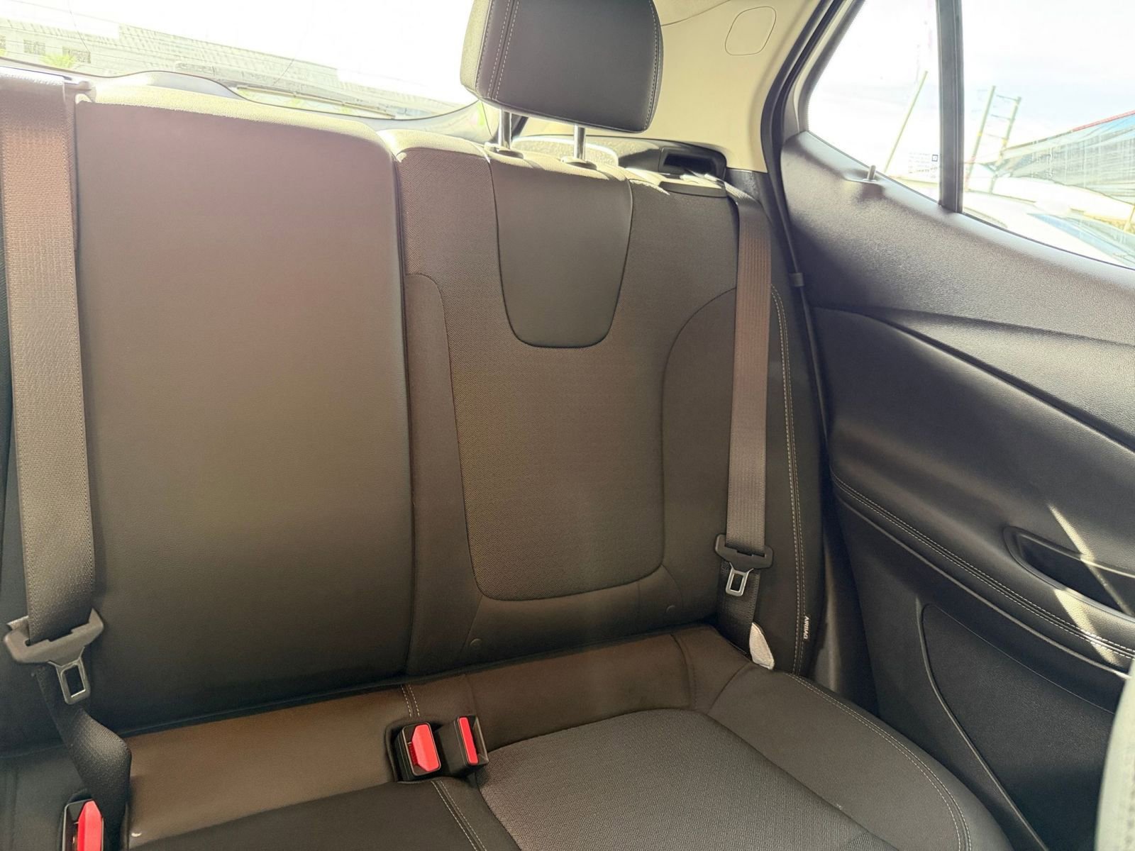 Thumbnail: 2025 Buick Encore GX - 35