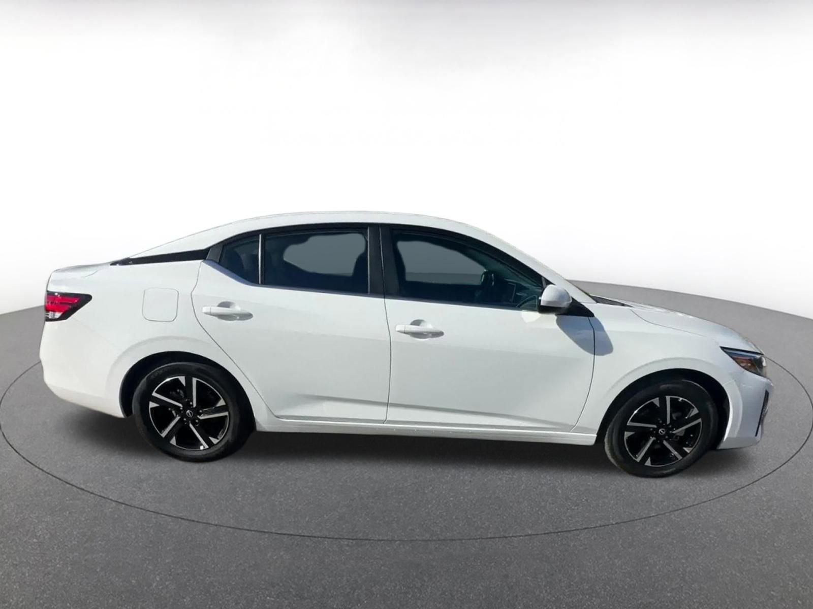 Thumbnail: 2025 Nissan Sentra - 16