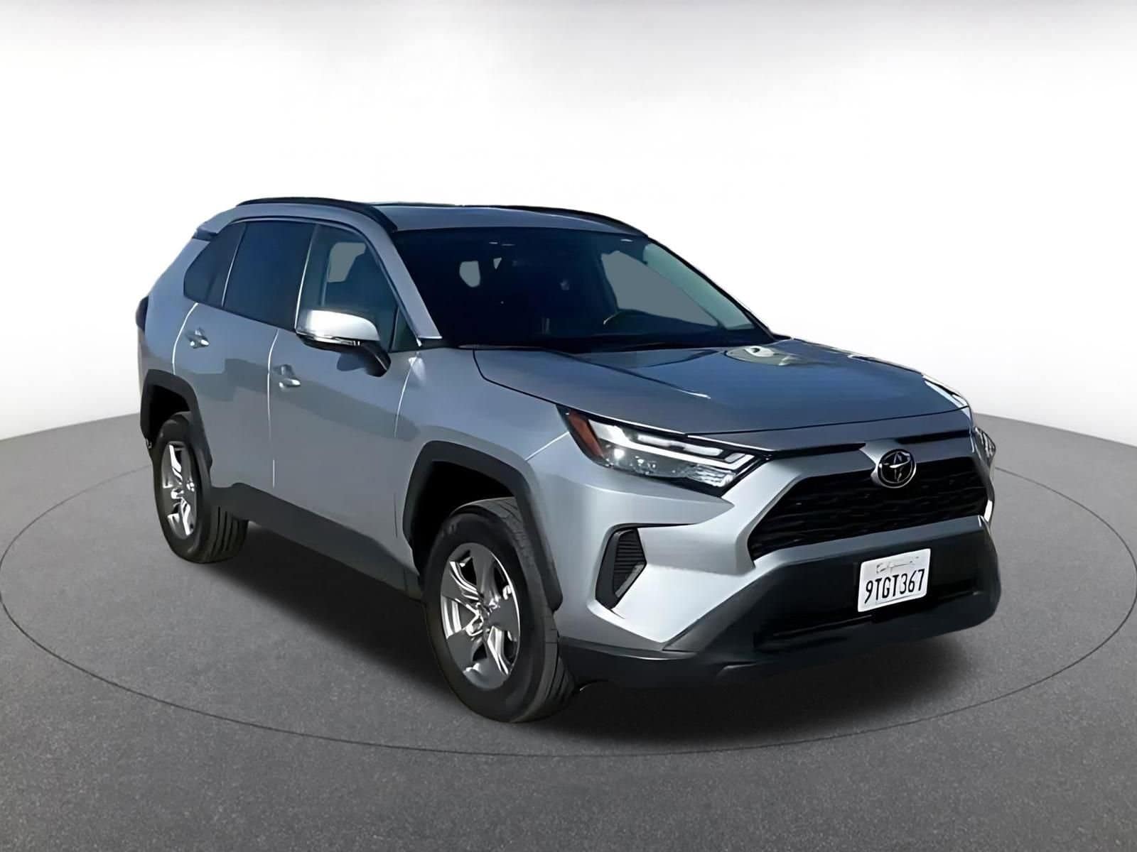 Thumbnail: 2025 Toyota RAV4 - 3
