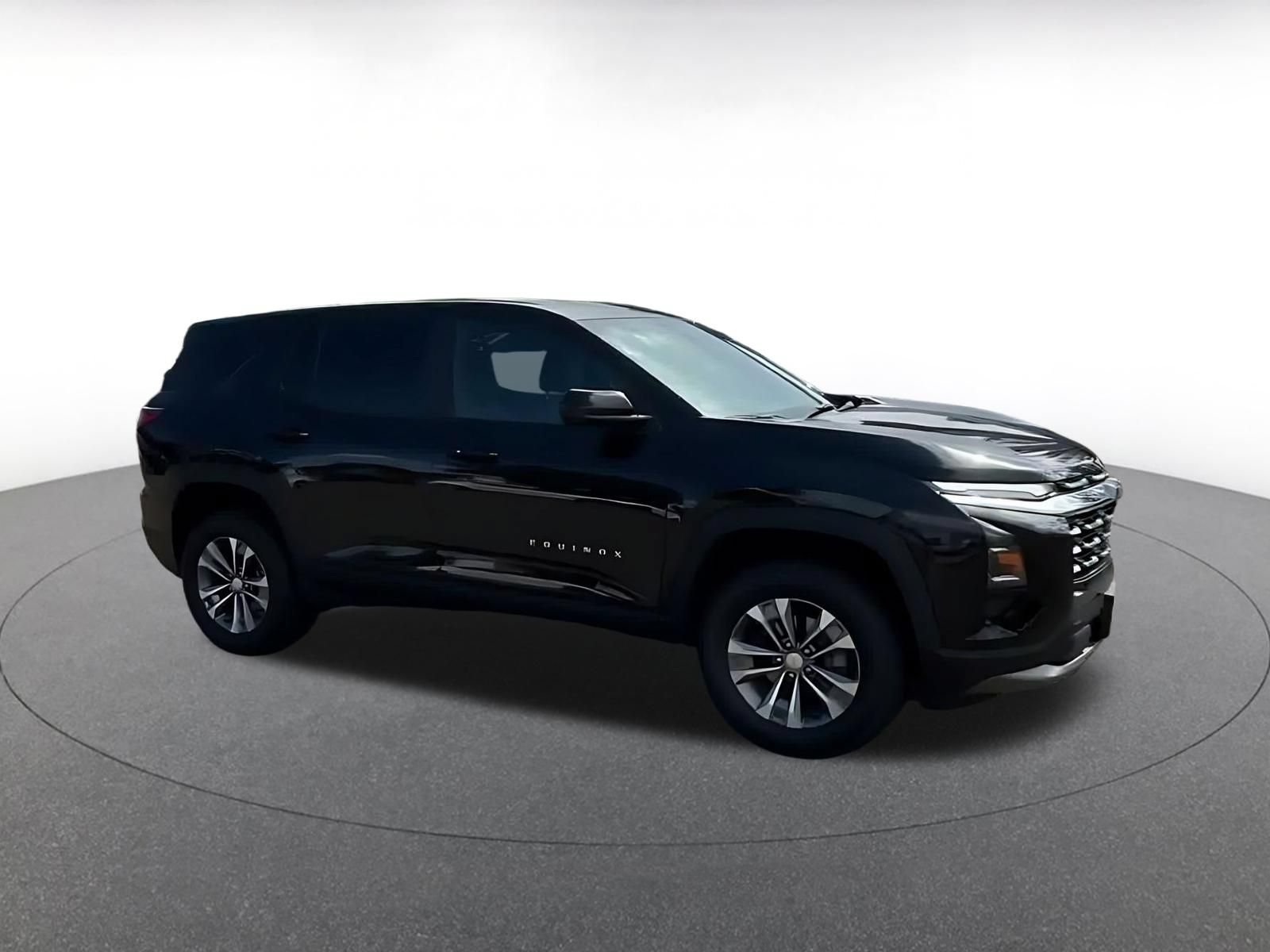 Thumbnail: 2025 Chevrolet Equinox - 2