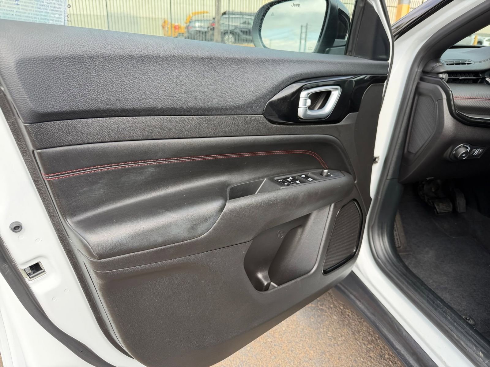 Thumbnail: 2025 Jeep Compass - 20