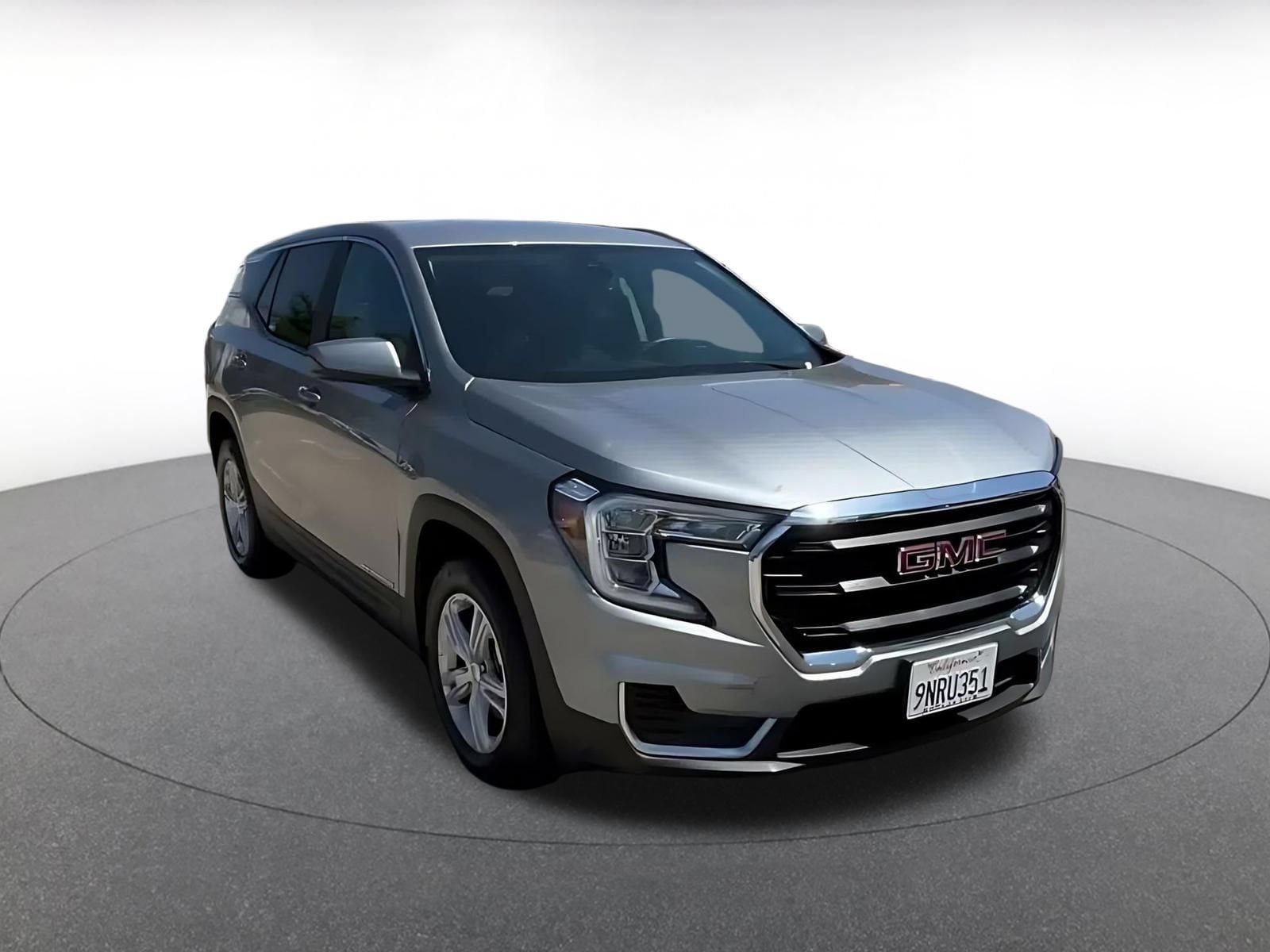 Thumbnail: 2024 GMC Terrain - 3