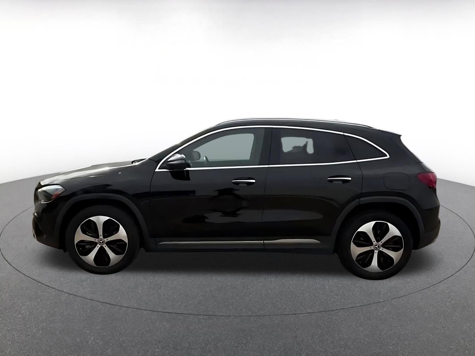 Thumbnail: 2025 Mercedes-Benz GLA - 9