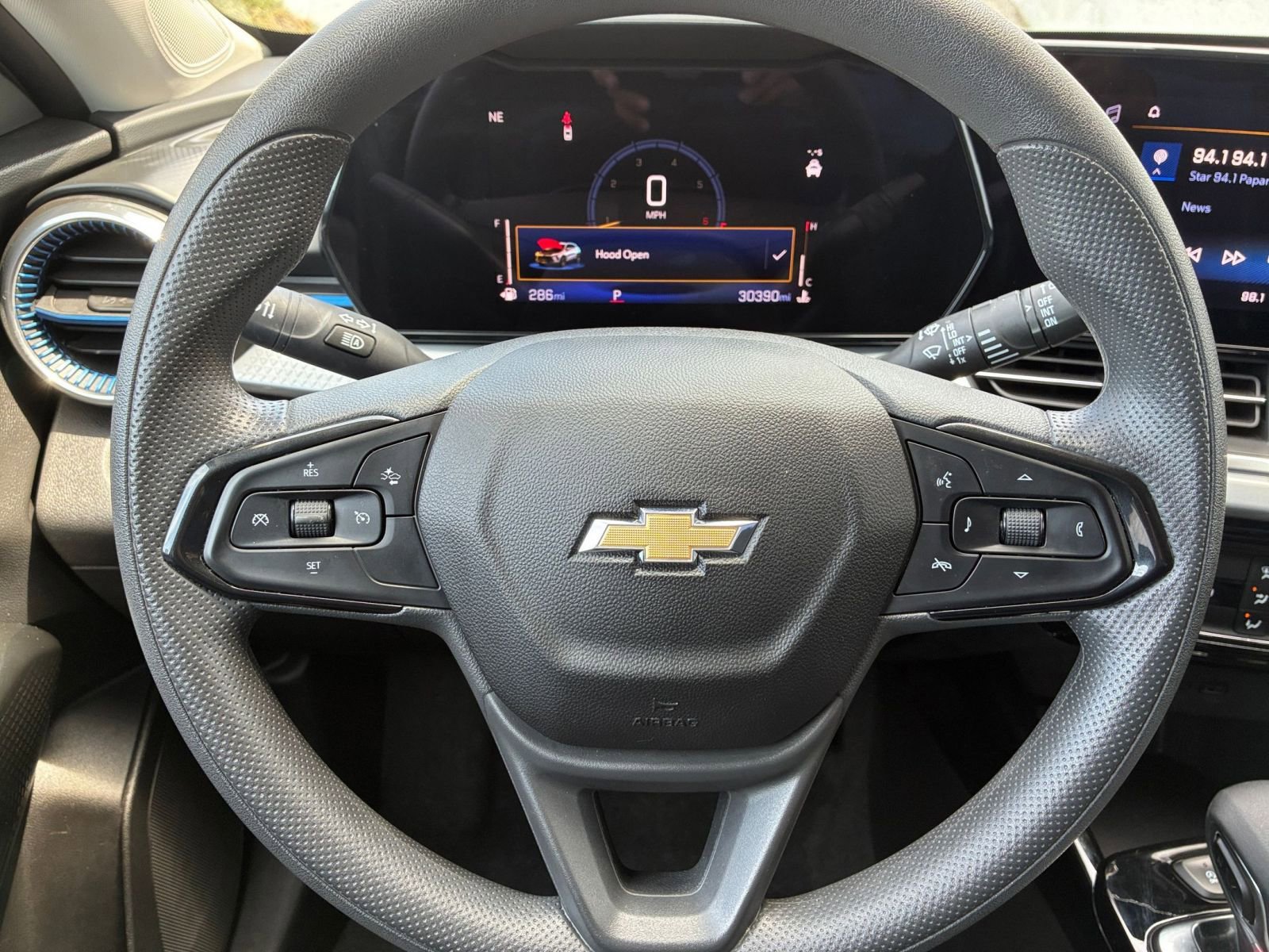Thumbnail: 2025 Chevrolet Trax - 27