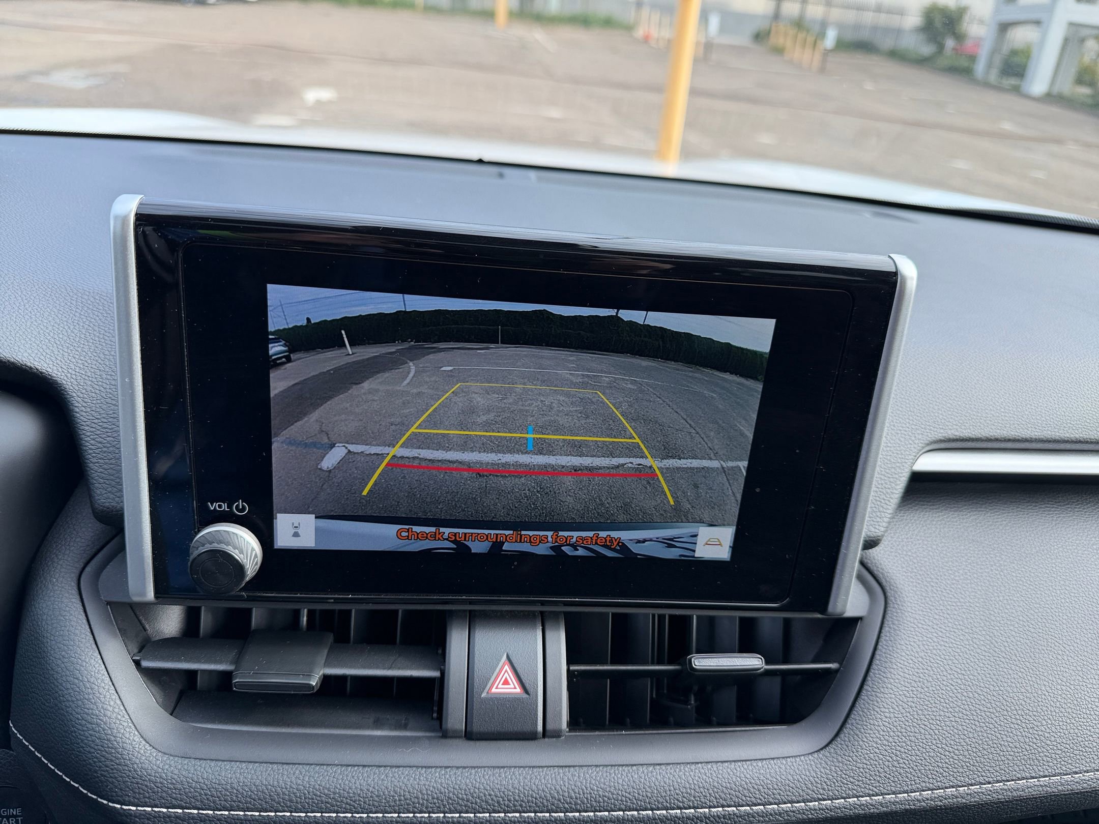 Thumbnail: 2025 Toyota RAV4 - 25