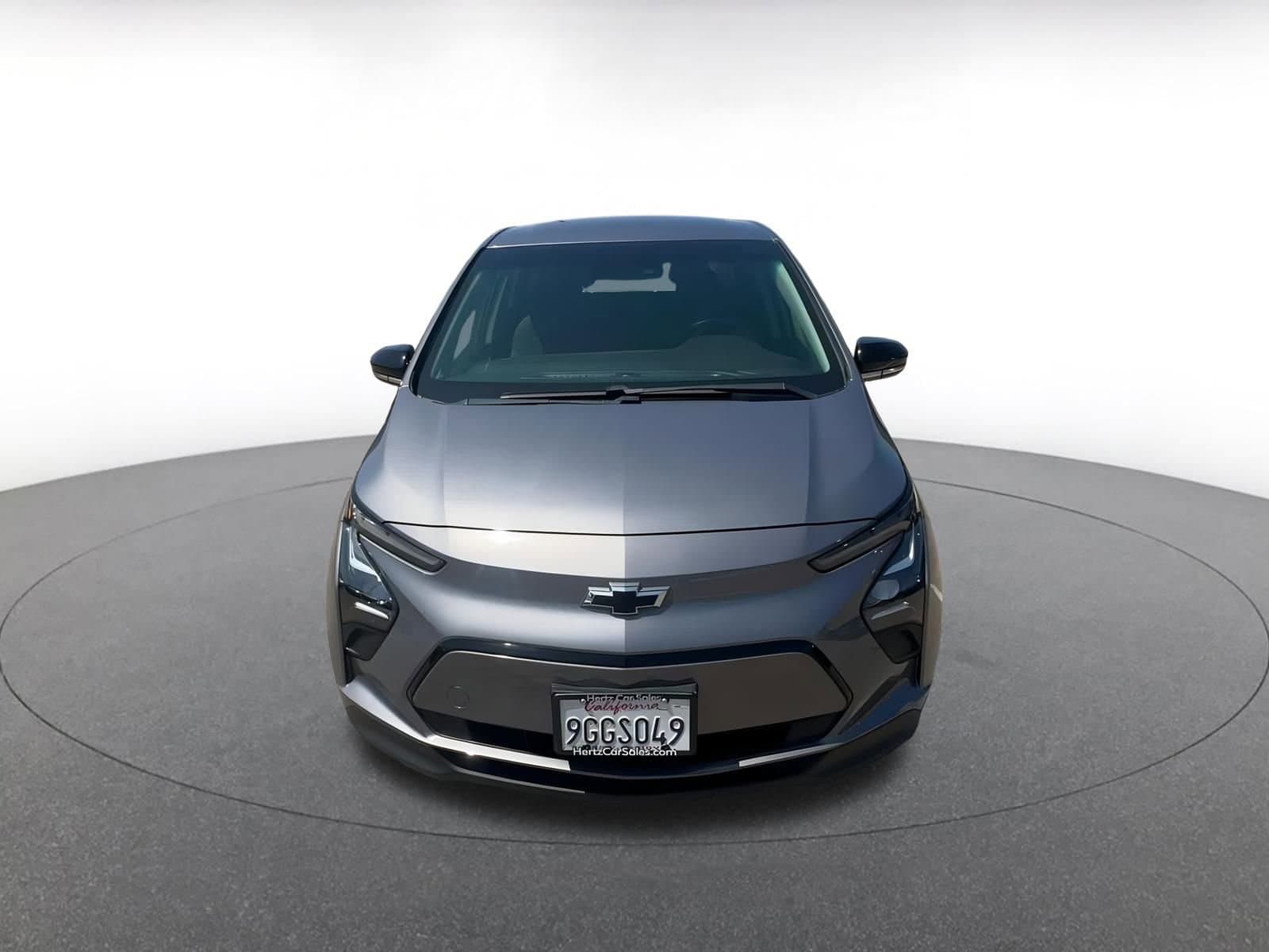 Thumbnail: 2023 Chevrolet Bolt EV - 4