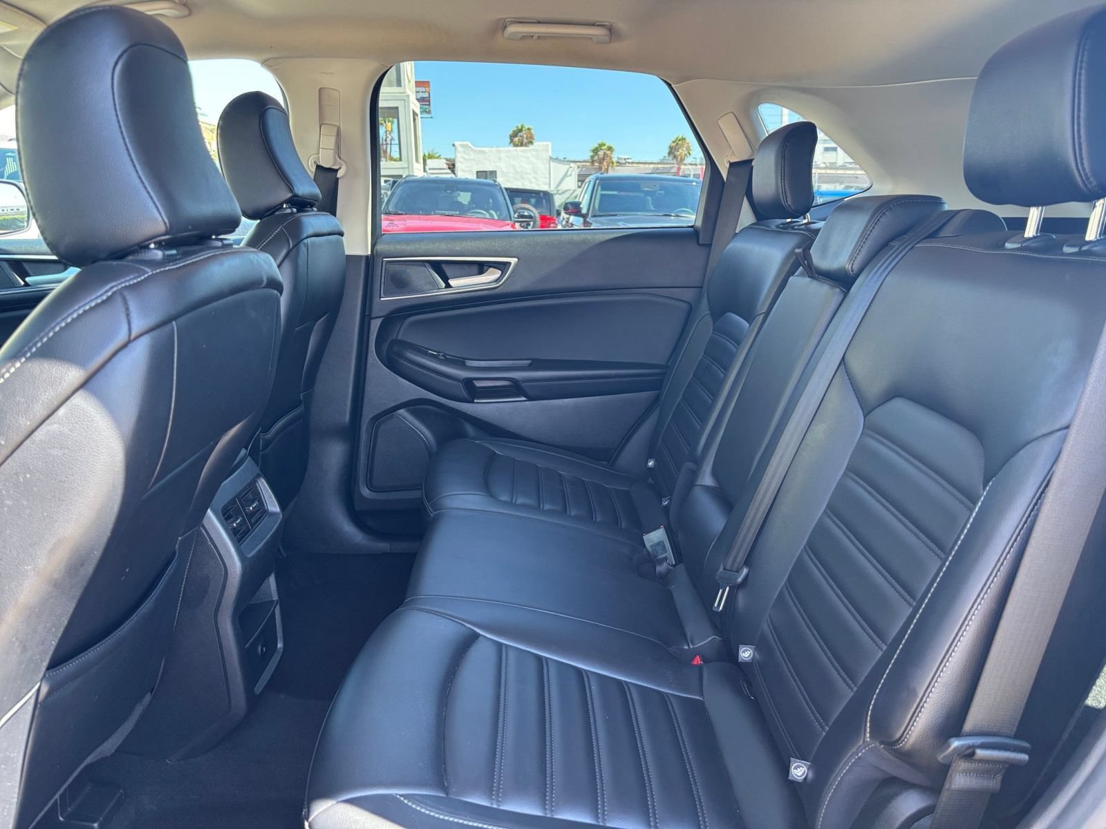 Thumbnail: 2023 Ford Edge - 25