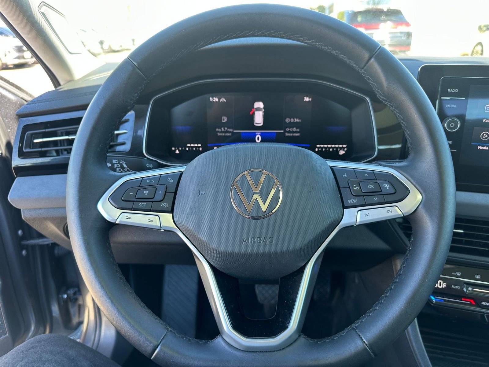 Thumbnail: 2025 Volkswagen Jetta - 27