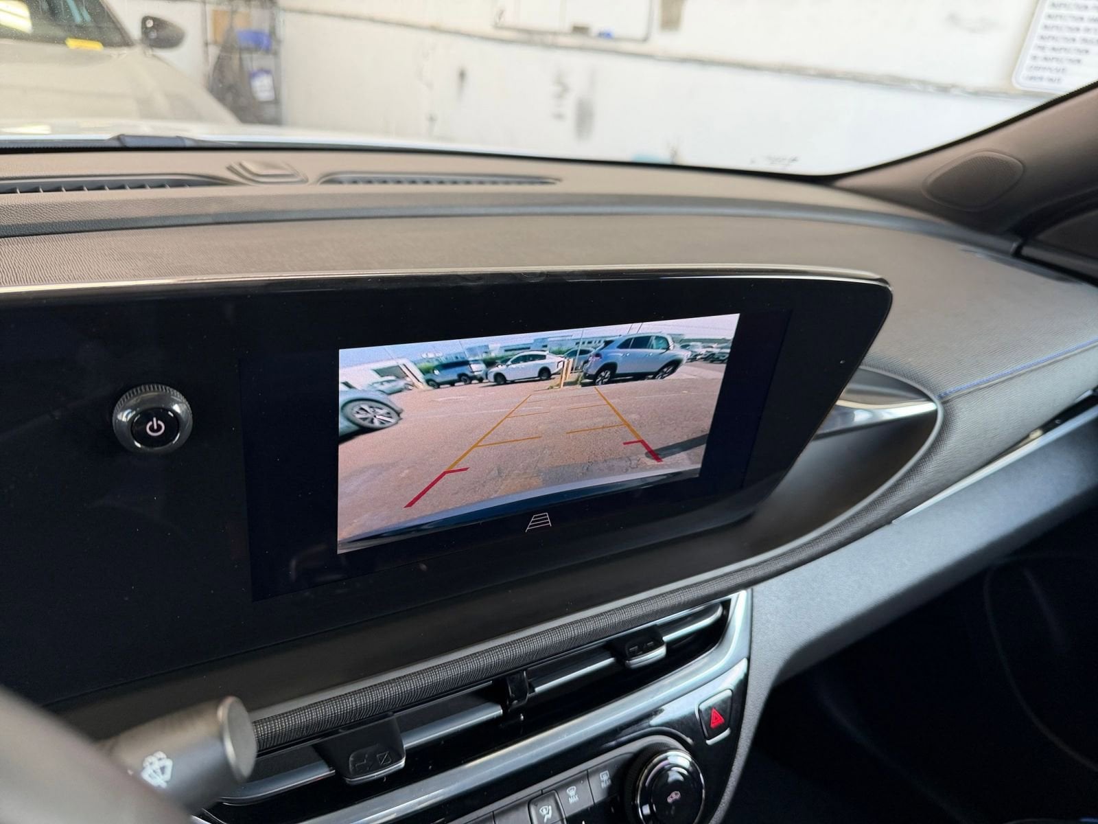 Thumbnail: 2025 Buick Envista - 17