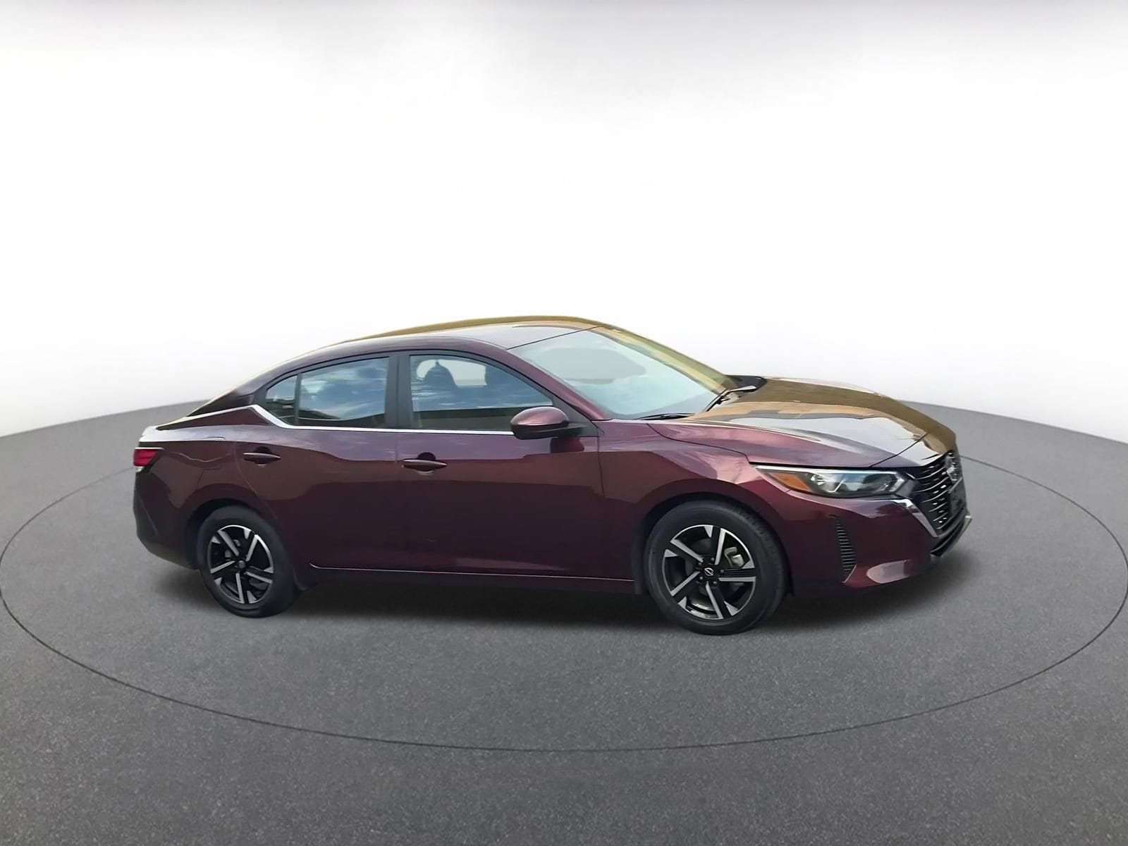 Thumbnail: 2025 Nissan Sentra - 2