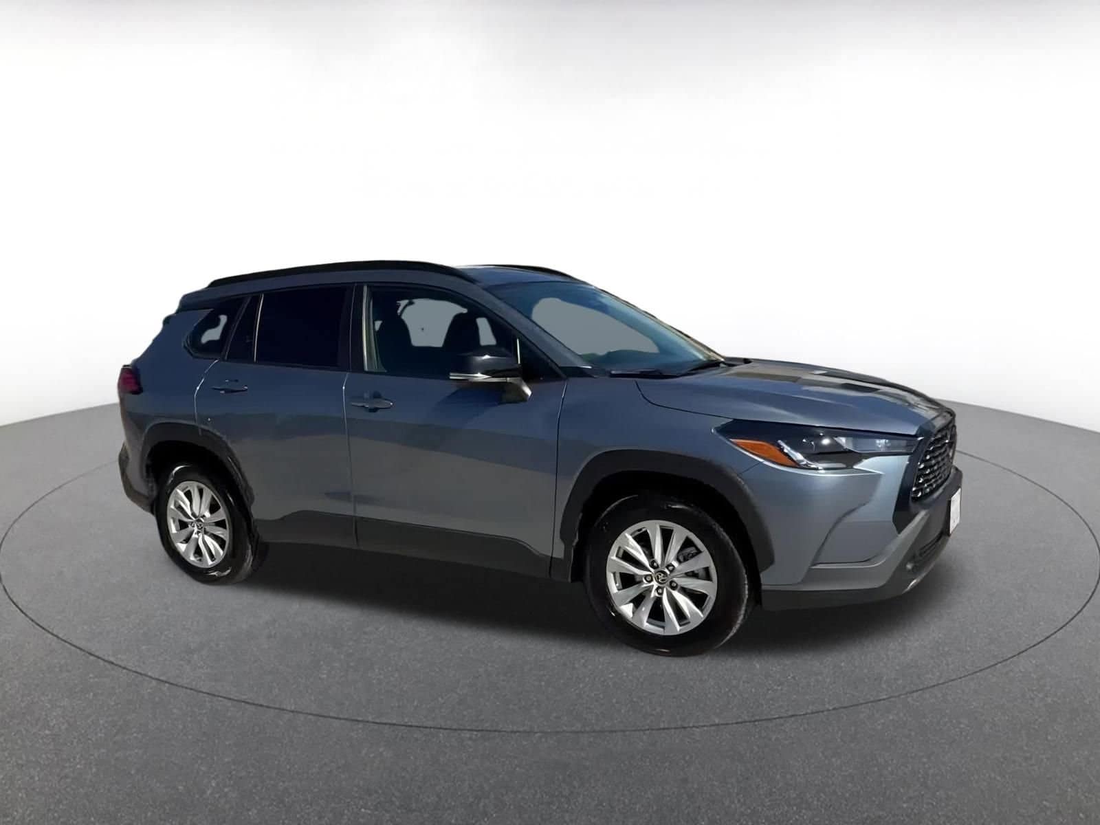 Thumbnail: 2025 Toyota Corolla Cross - 2