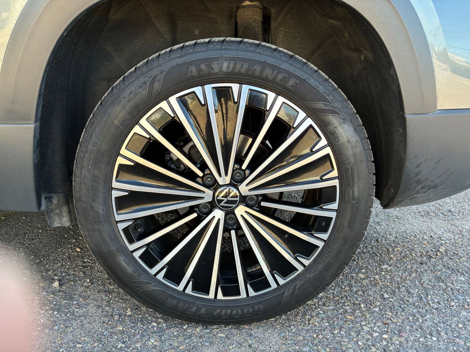 Thumbnail: 2025 Volkswagen Taos - 31