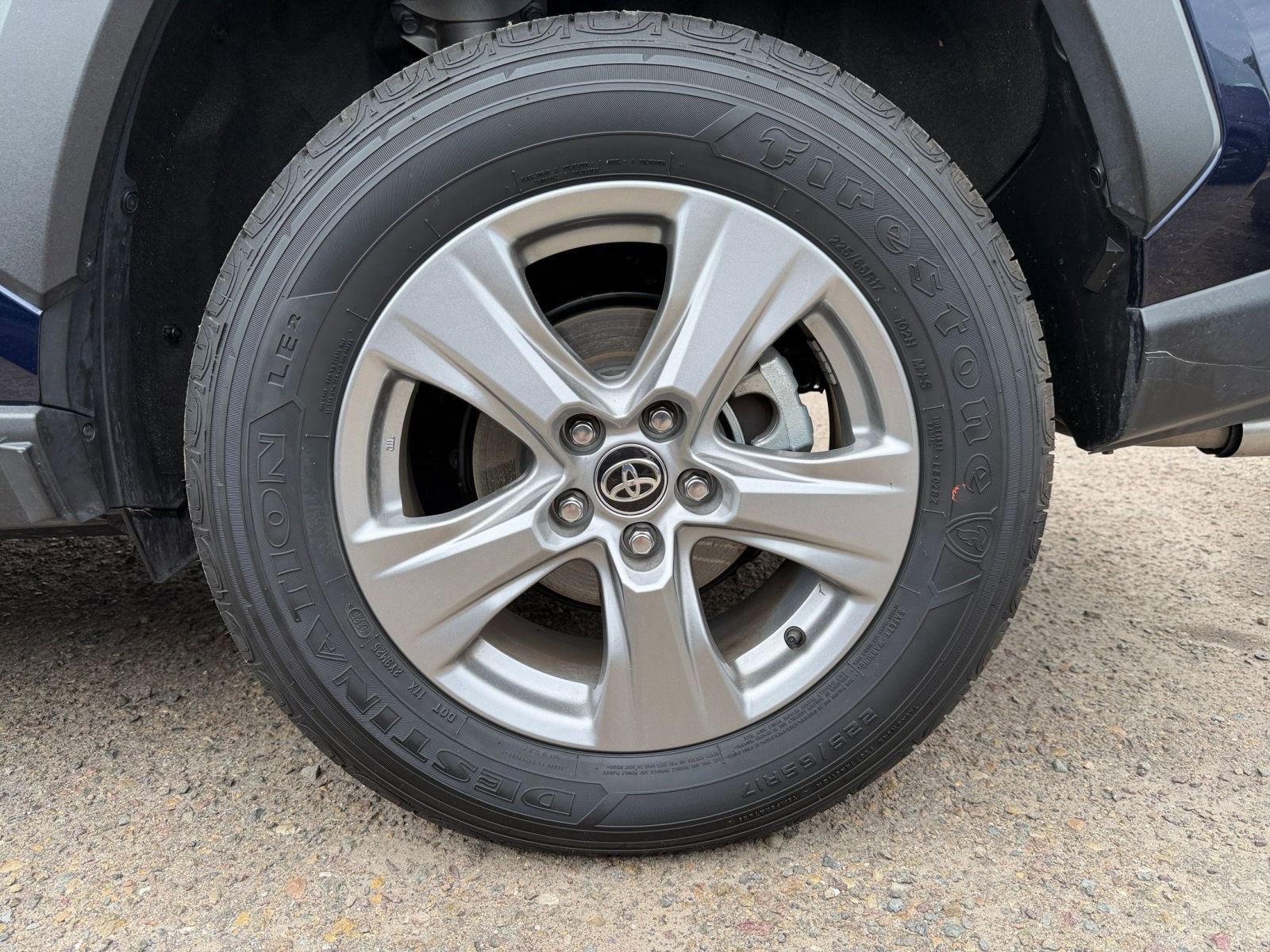 Thumbnail: 2025 Toyota RAV4 - 30