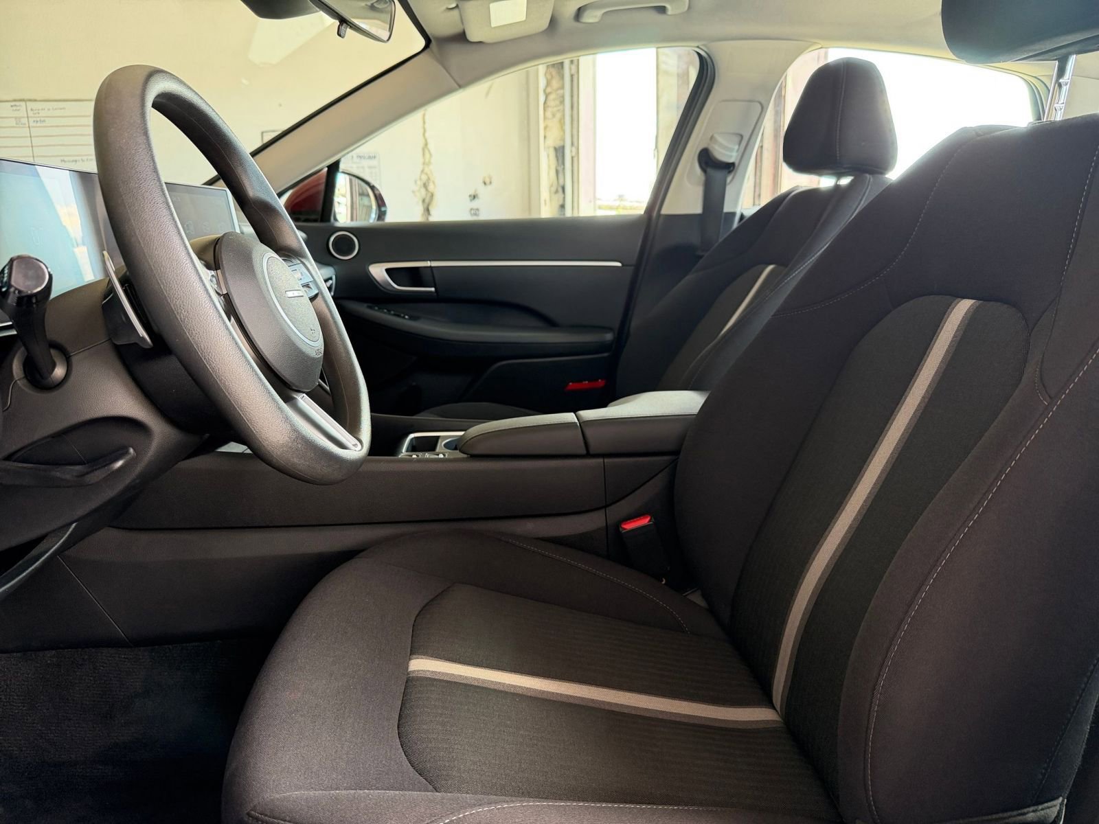 Thumbnail: 2025 Hyundai Sonata - 25