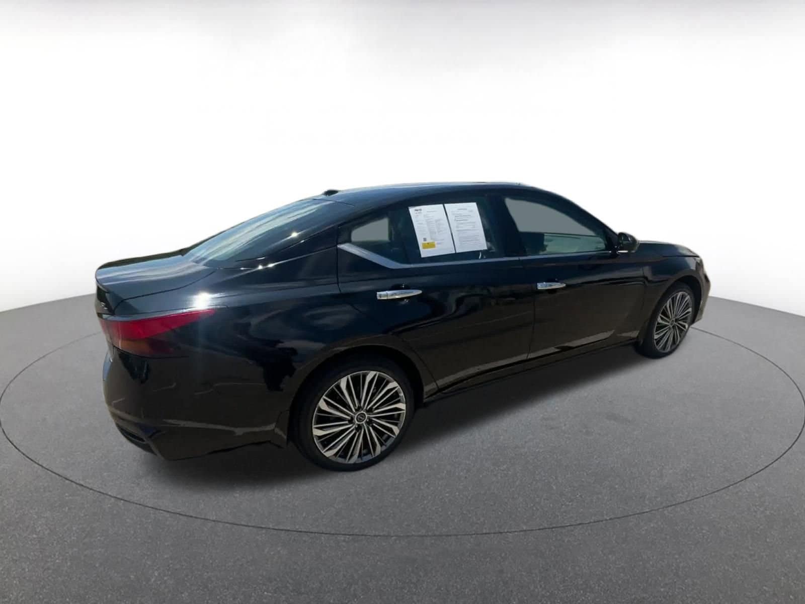 Thumbnail: 2024 Nissan Altima - 17