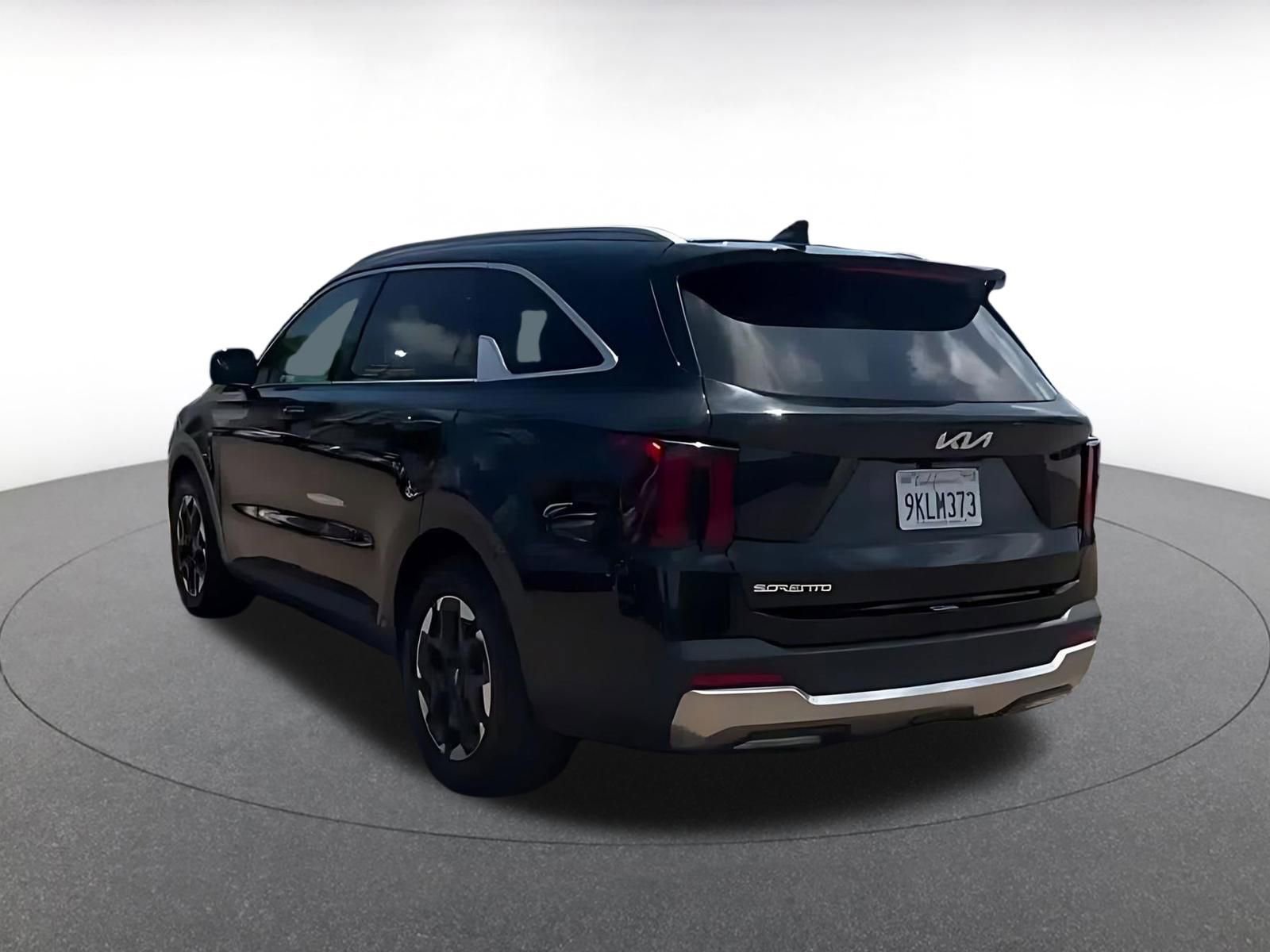 Thumbnail: 2024 Kia Sorento - 11