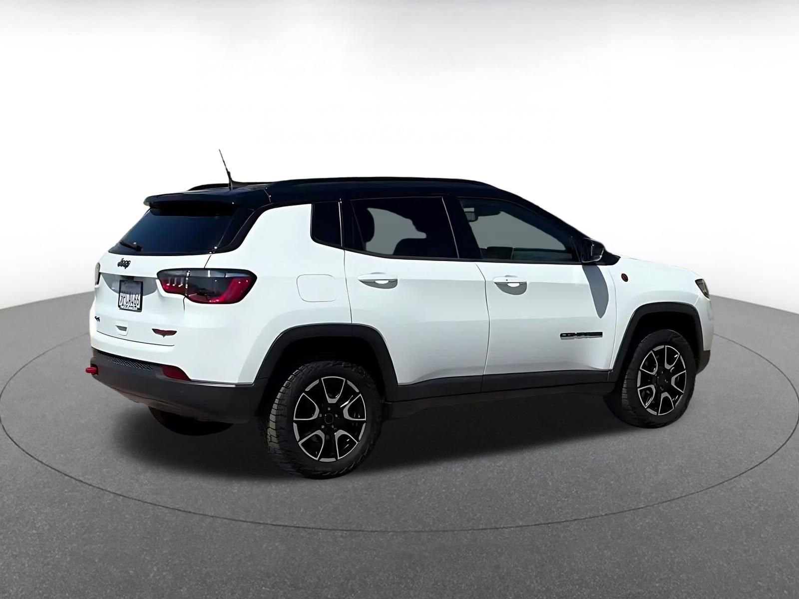 Thumbnail: 2025 Jeep Compass - 14