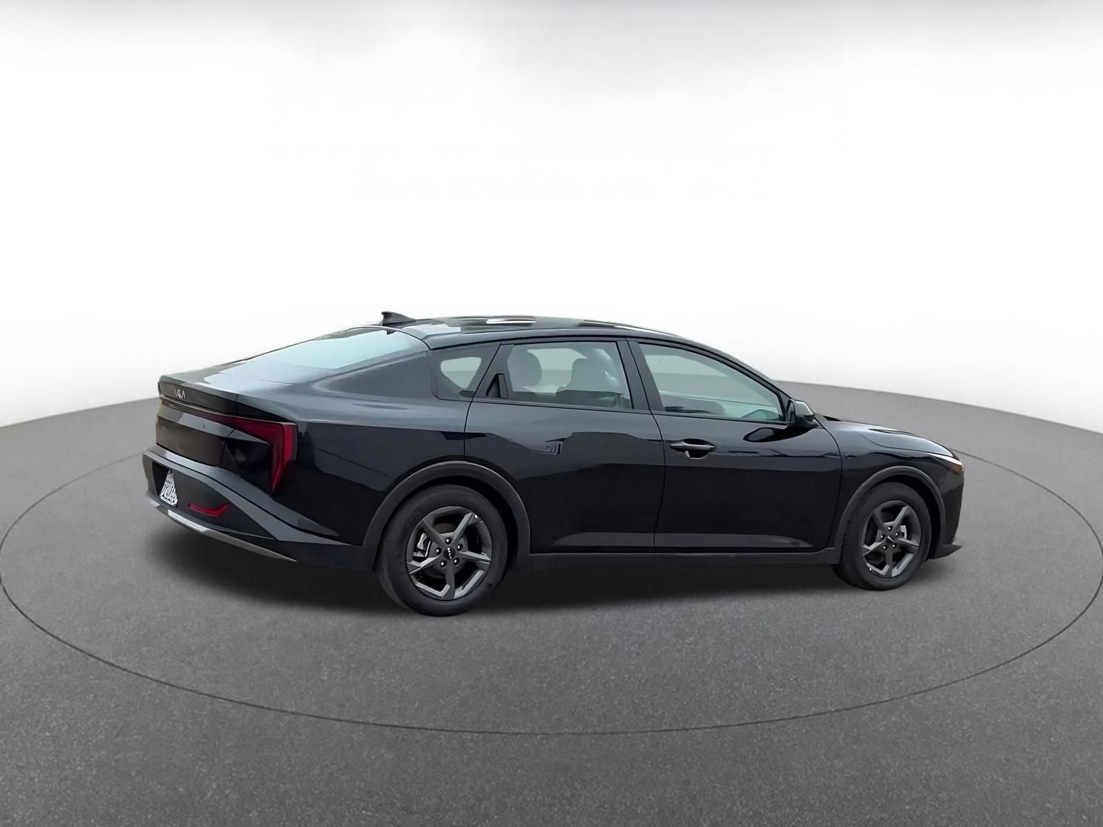 Thumbnail: 2025 Kia K4 - 14