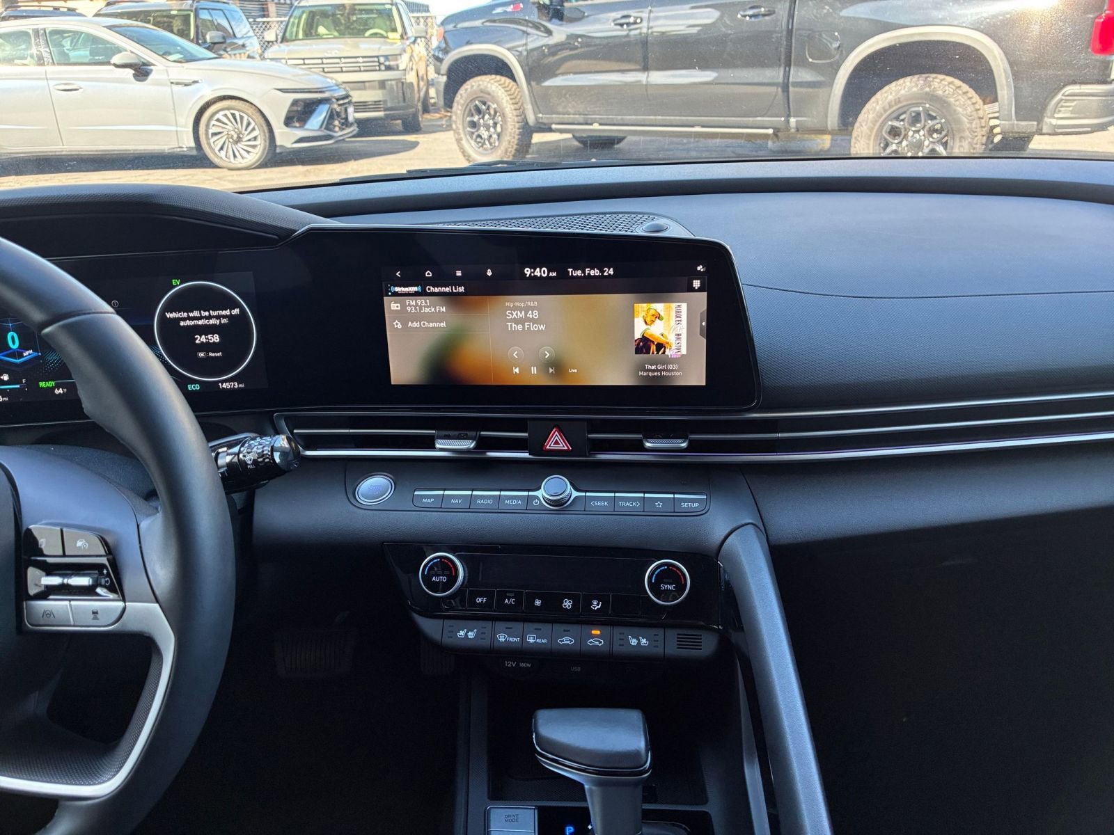 Thumbnail: 2025 Hyundai Elantra - 17