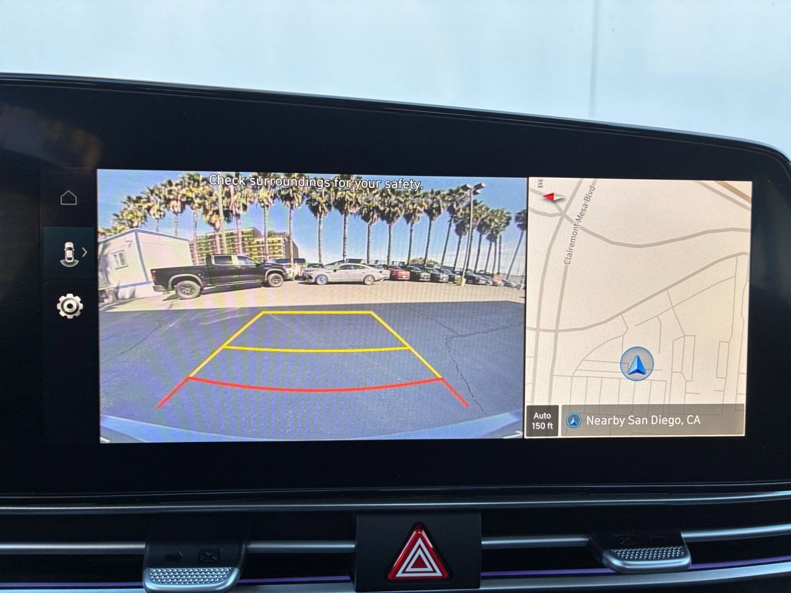 Thumbnail: 2025 Hyundai Elantra - 24