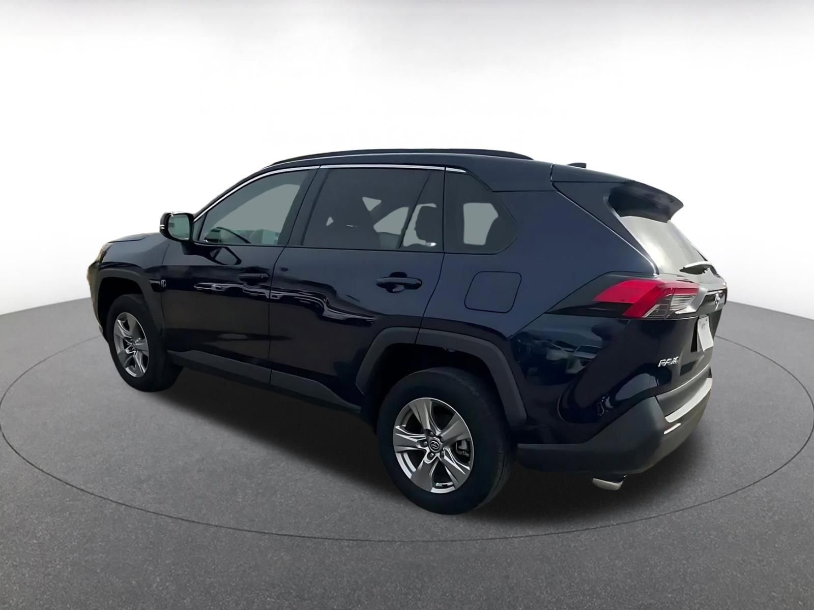 Thumbnail: 2025 Toyota RAV4 - 10