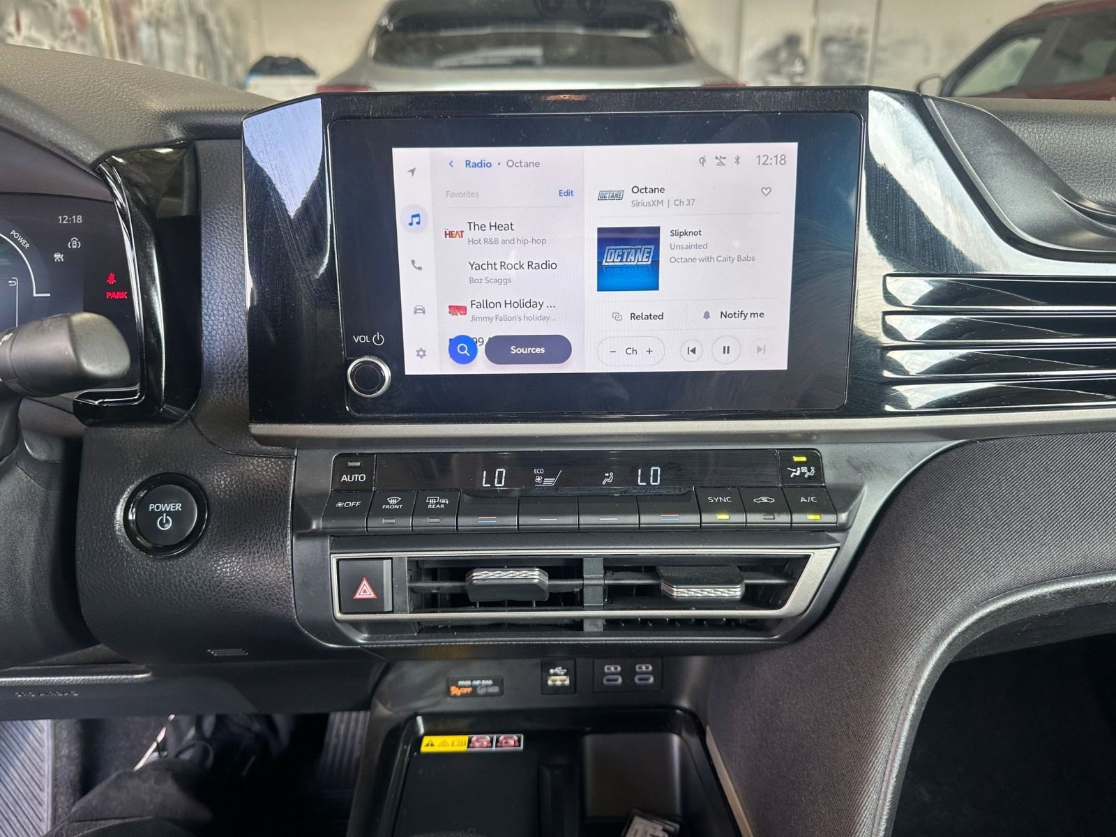 Thumbnail: 2025 Toyota Camry - 21