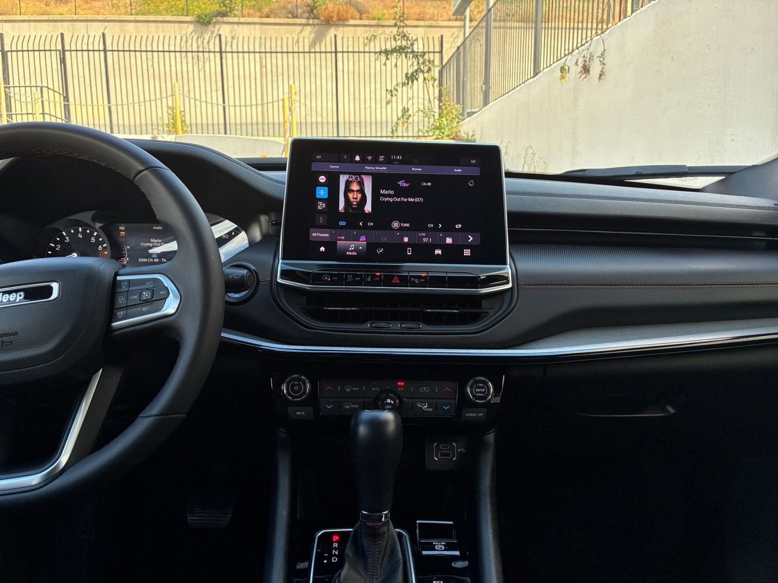 Thumbnail: 2025 Jeep Compass - 17