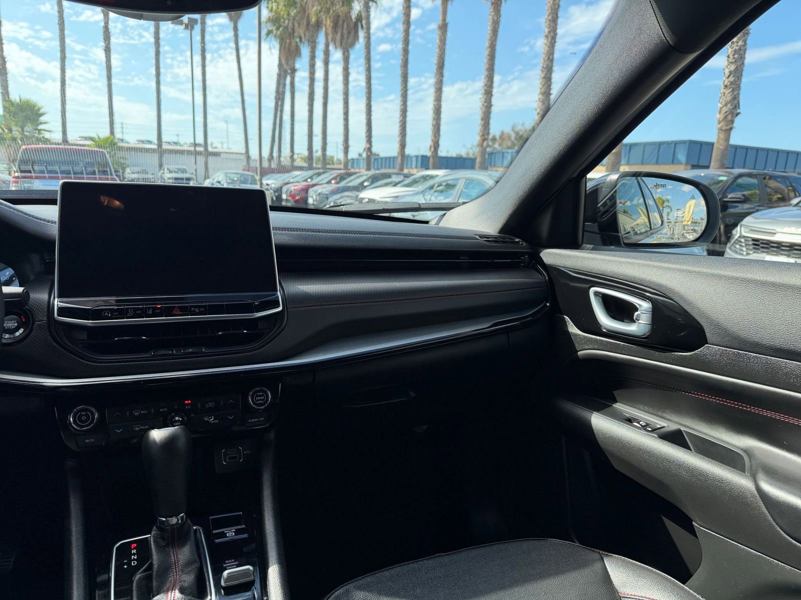 Thumbnail: 2025 Jeep Compass - 34