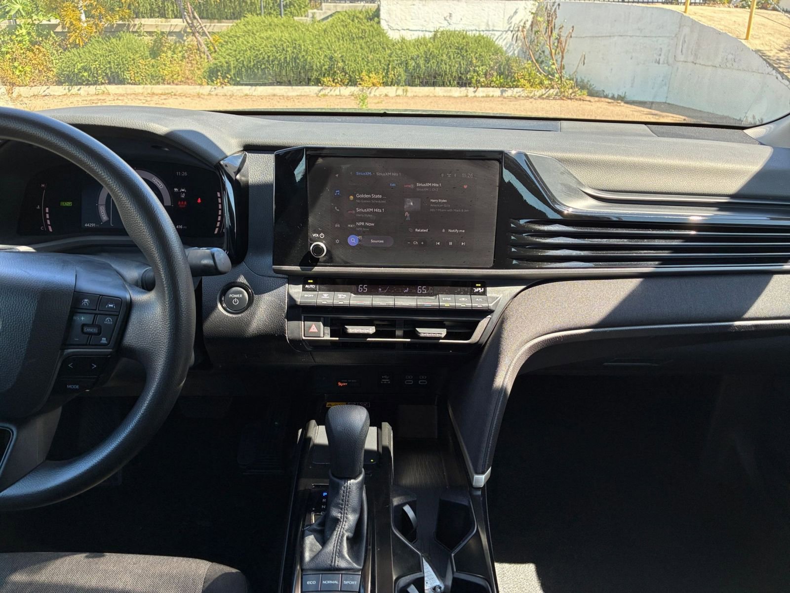 Thumbnail: 2025 Toyota Camry - 17