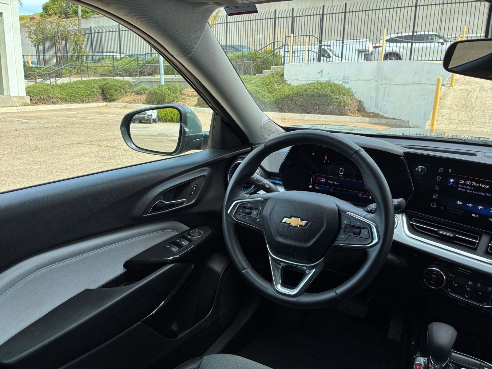 Thumbnail: 2025 Chevrolet Trax - 33